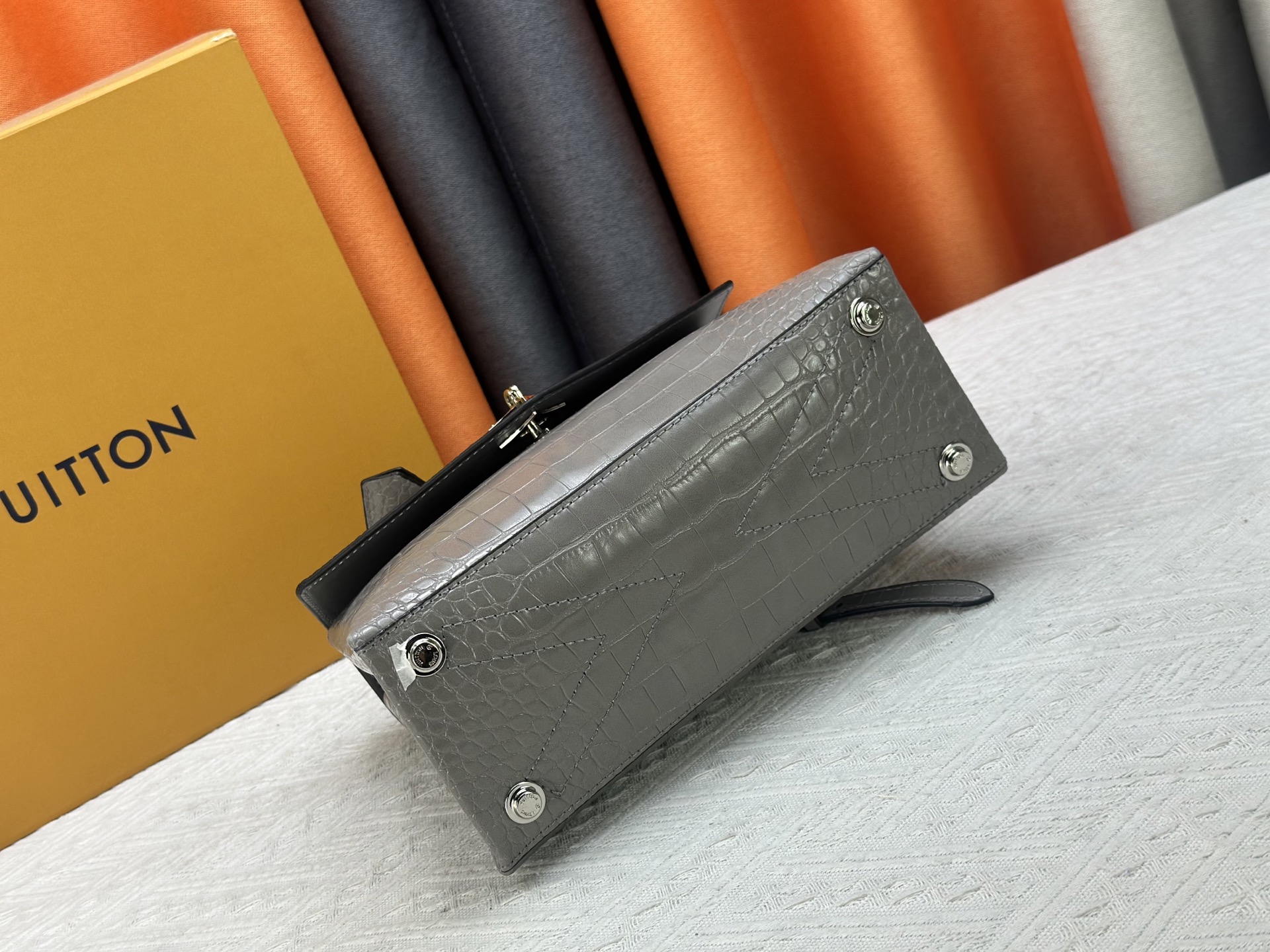 New Luxury LV Bag 10695