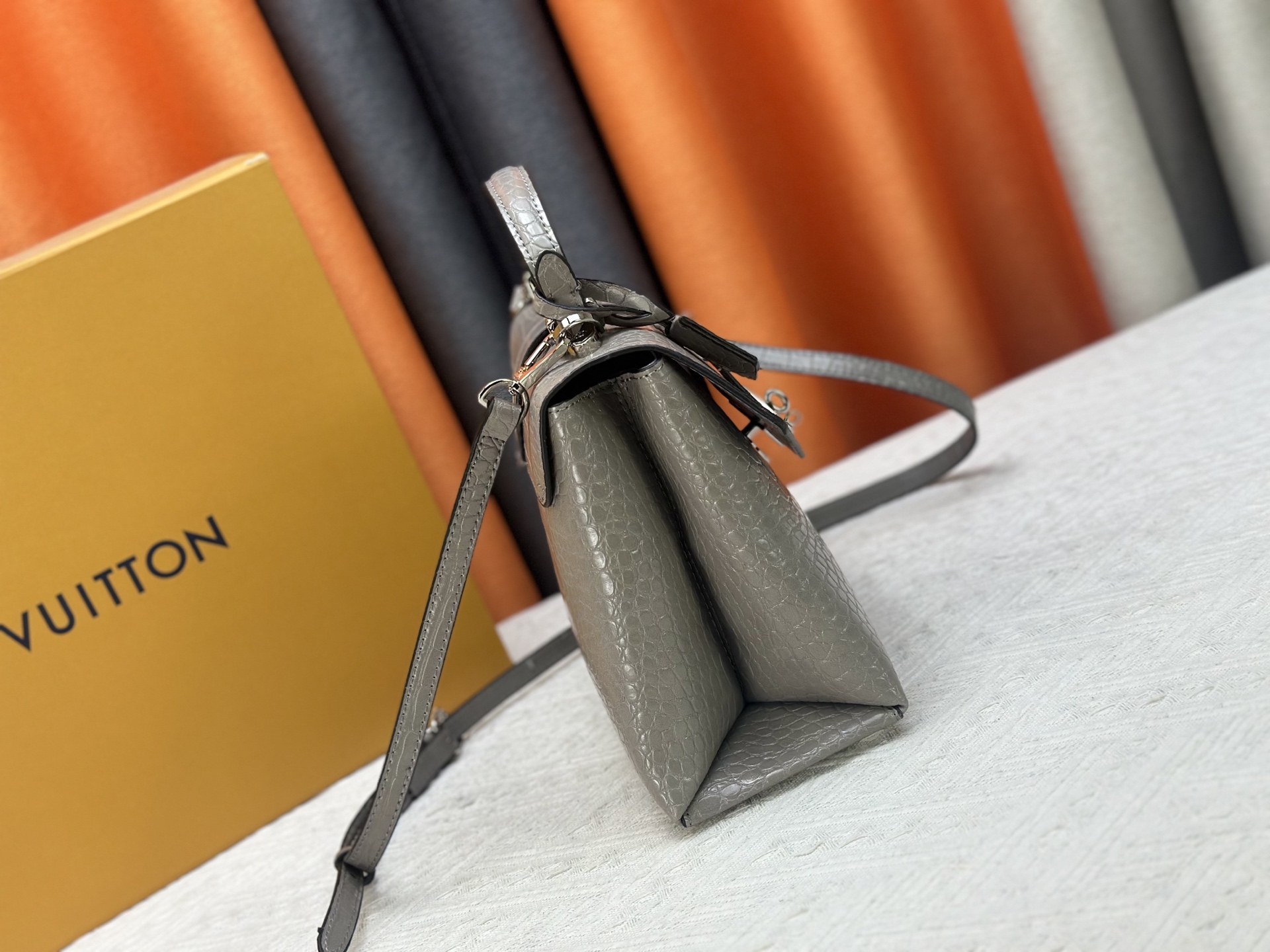 New Luxury LV Bag 10695