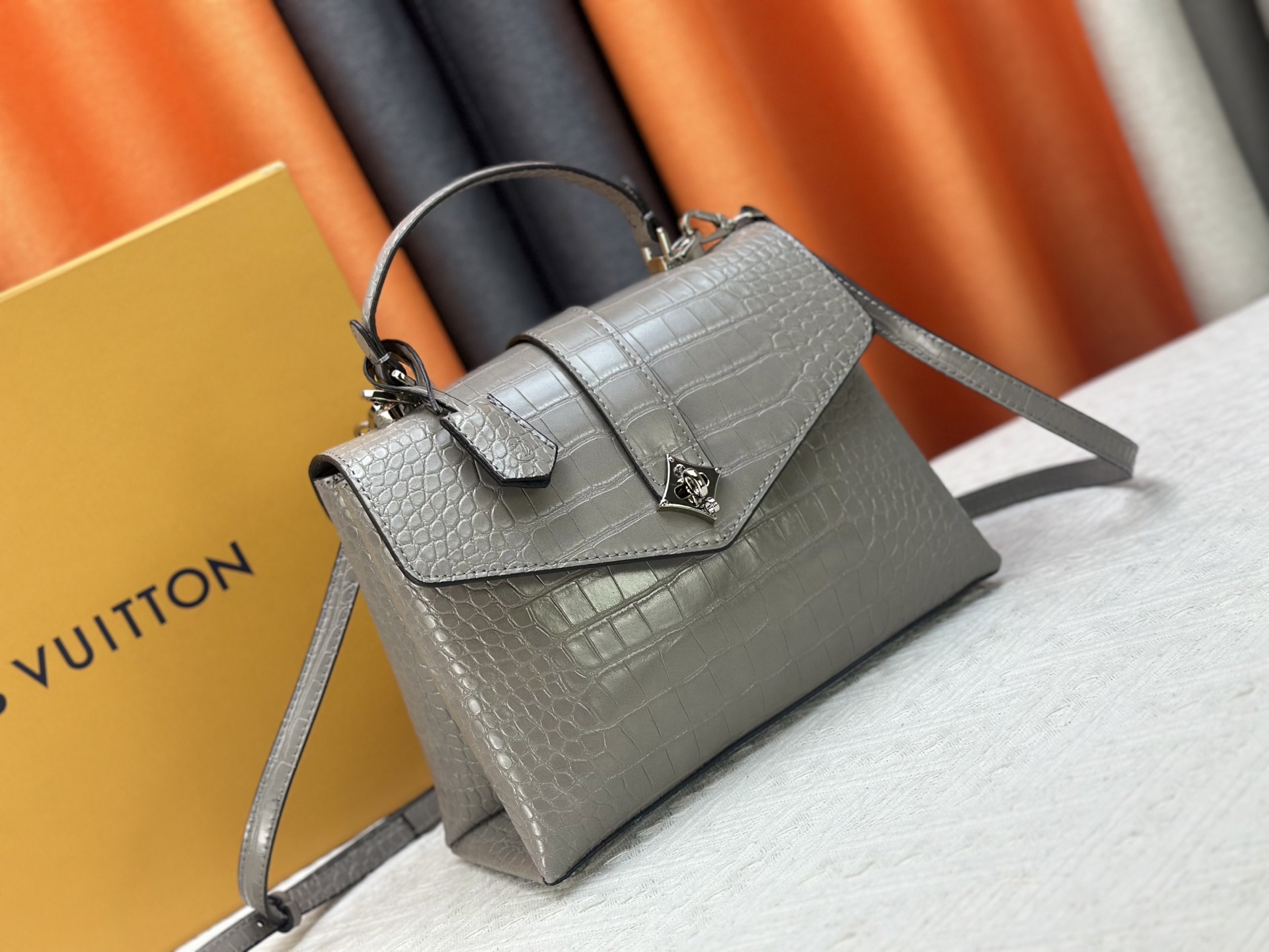 New Luxury LV Bag 10695