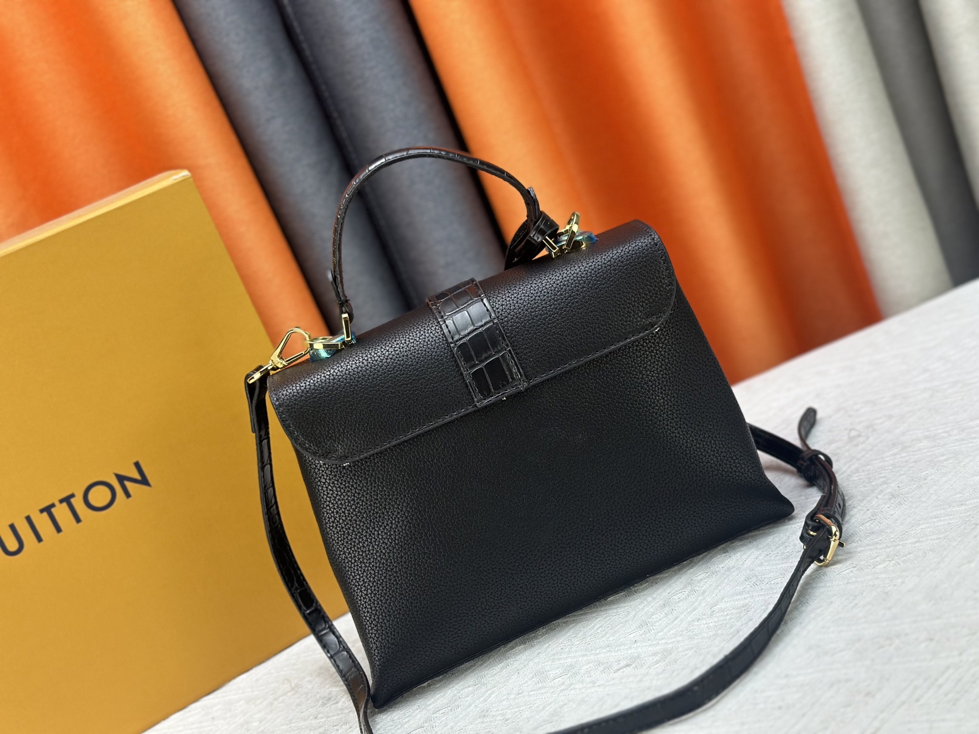 New Luxury LV Bag 10696