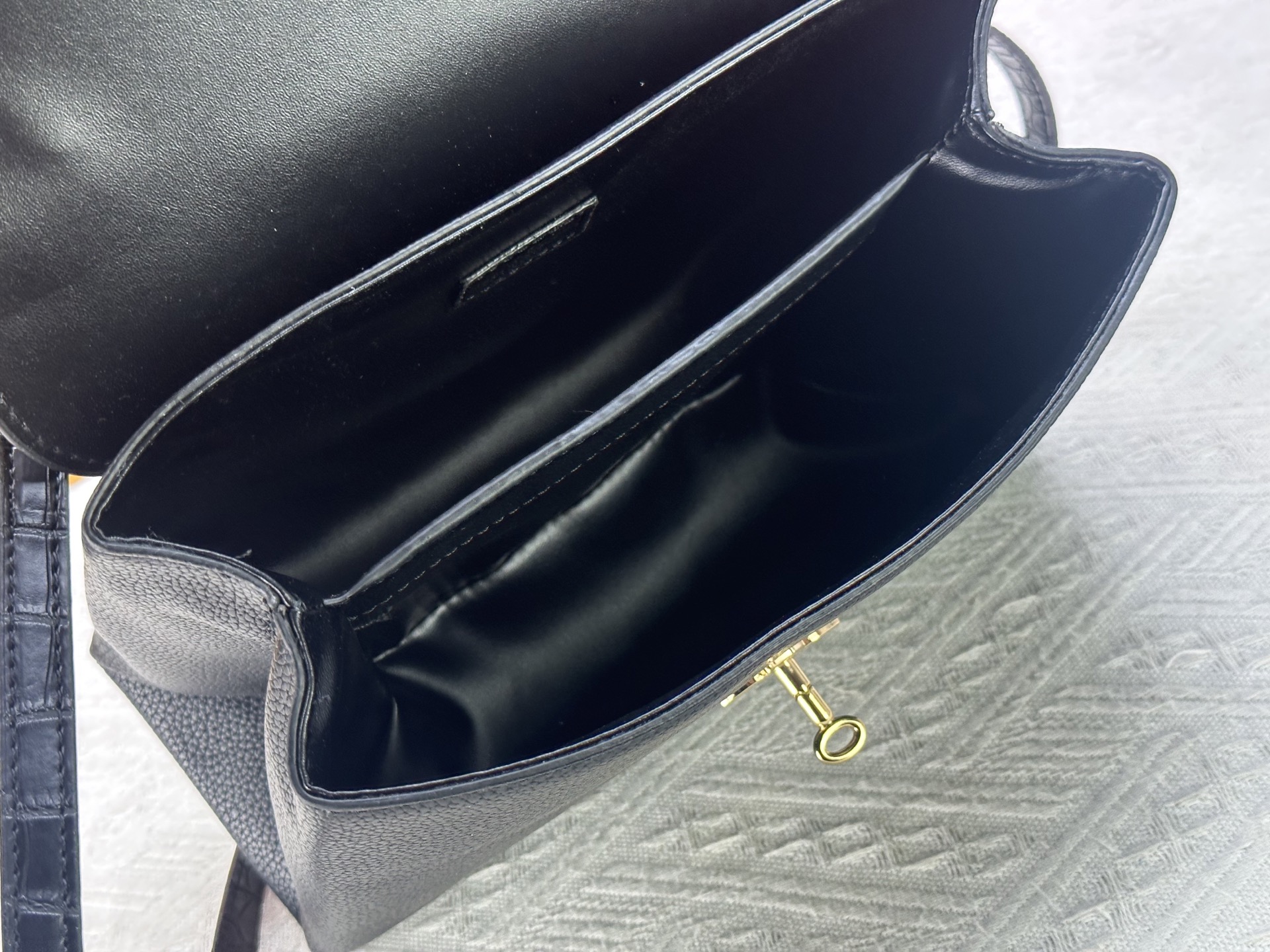 New Luxury LV Bag 10696