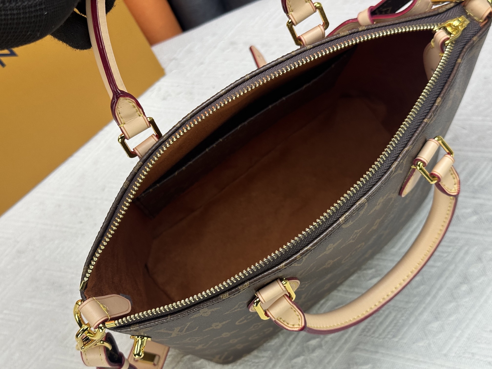 New Luxury LV Bag 10698