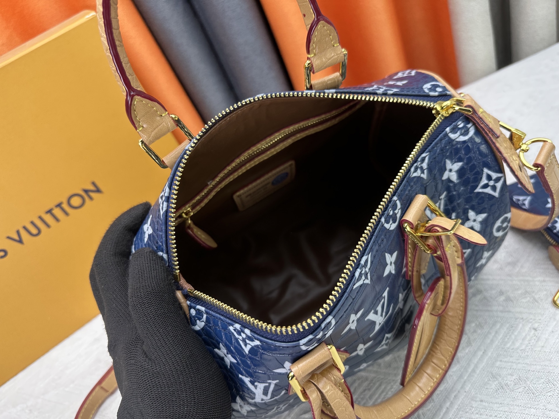 New Luxury LV Bag 10704