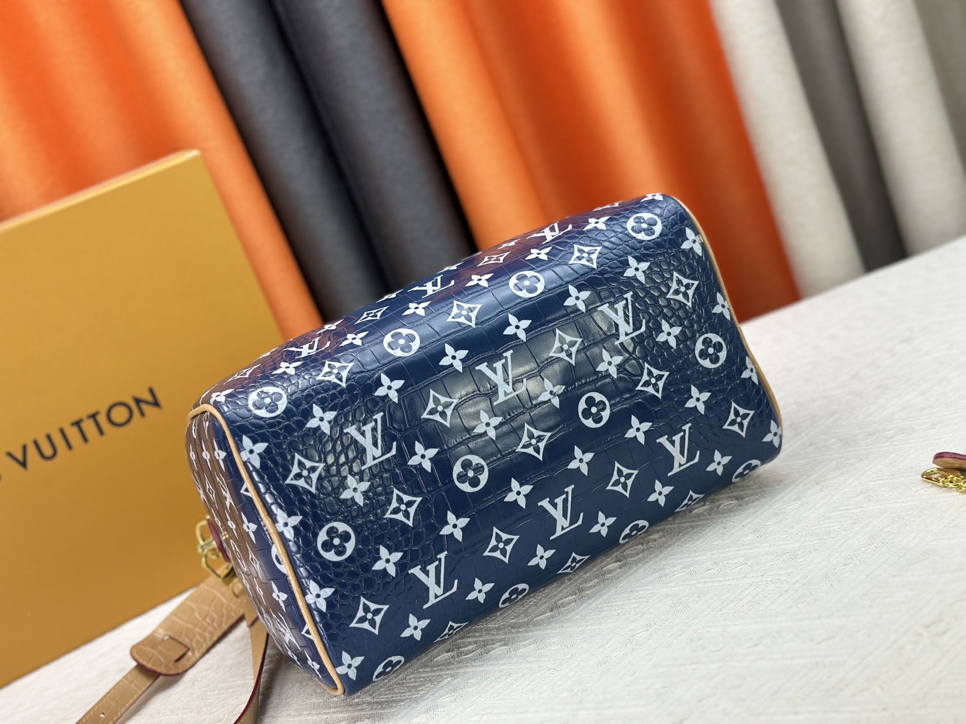 New Luxury LV Bag 10705