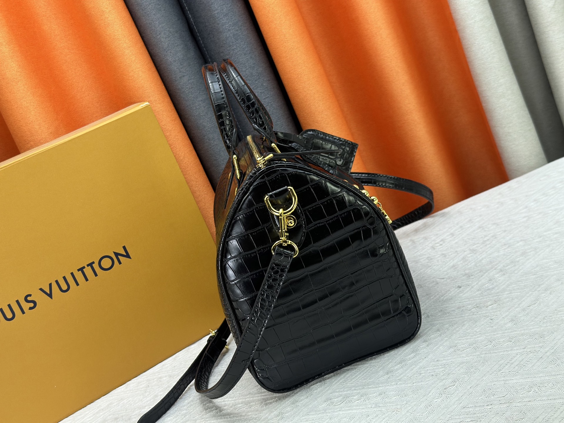 New Luxury LV Bag 10707