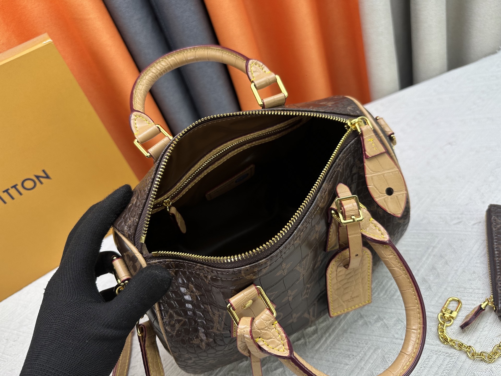 New Luxury LV Bag 10711