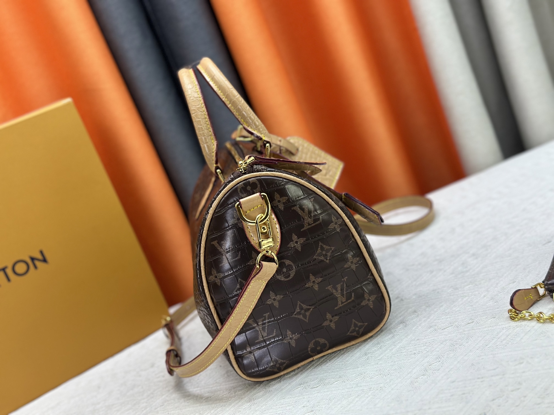 New Luxury LV Bag 10711