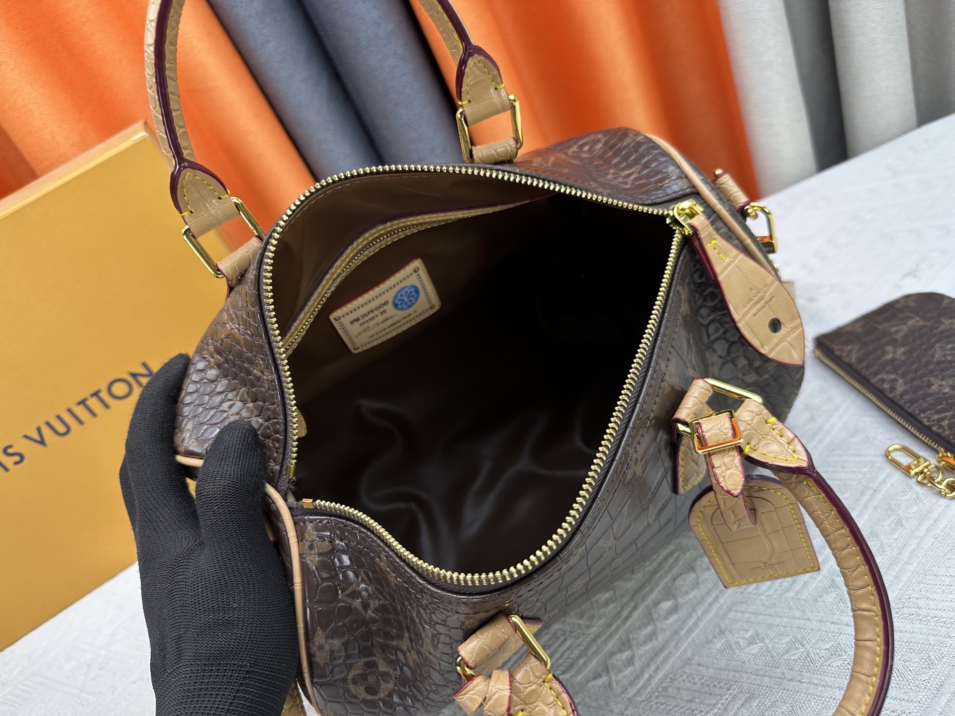 New Luxury LV Bag 10712