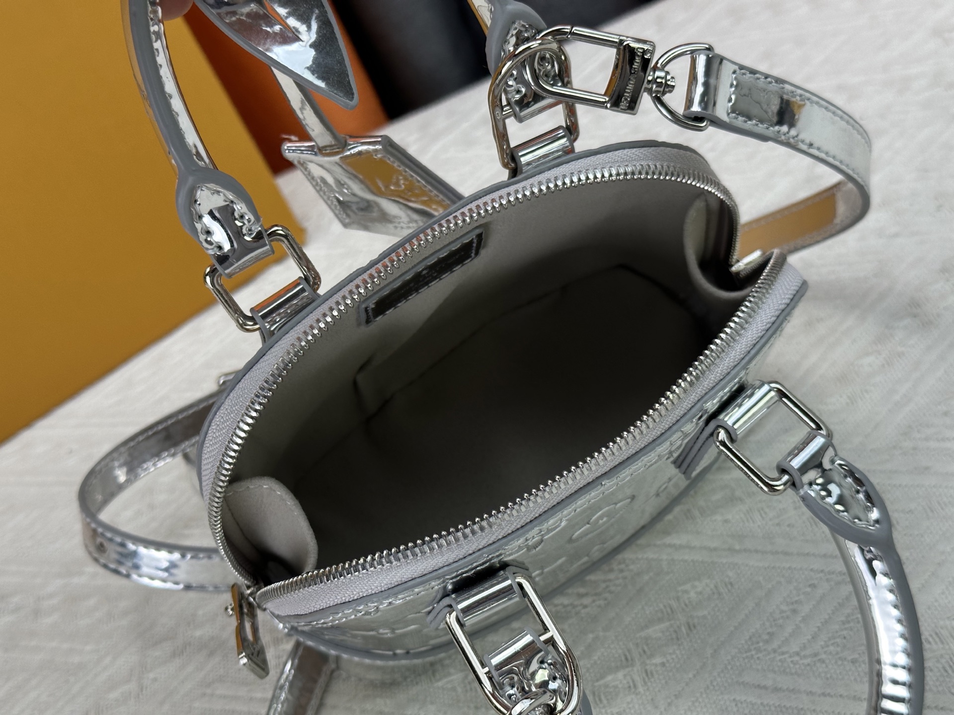 New Luxury LV Bag 10780