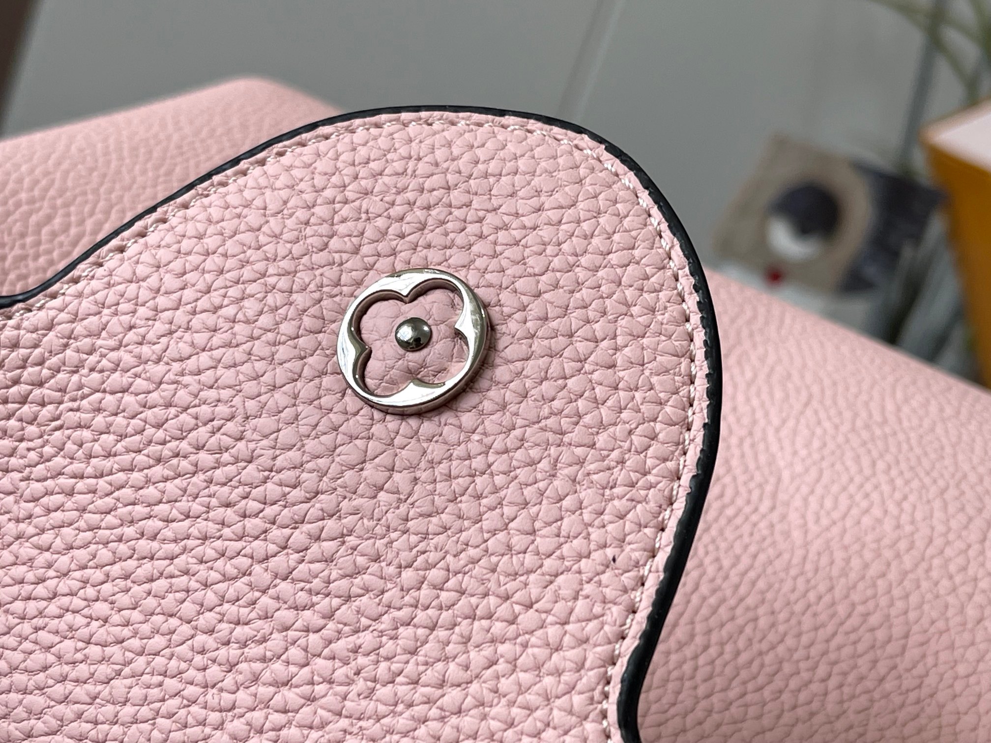 New Luxury LV Bag 10820