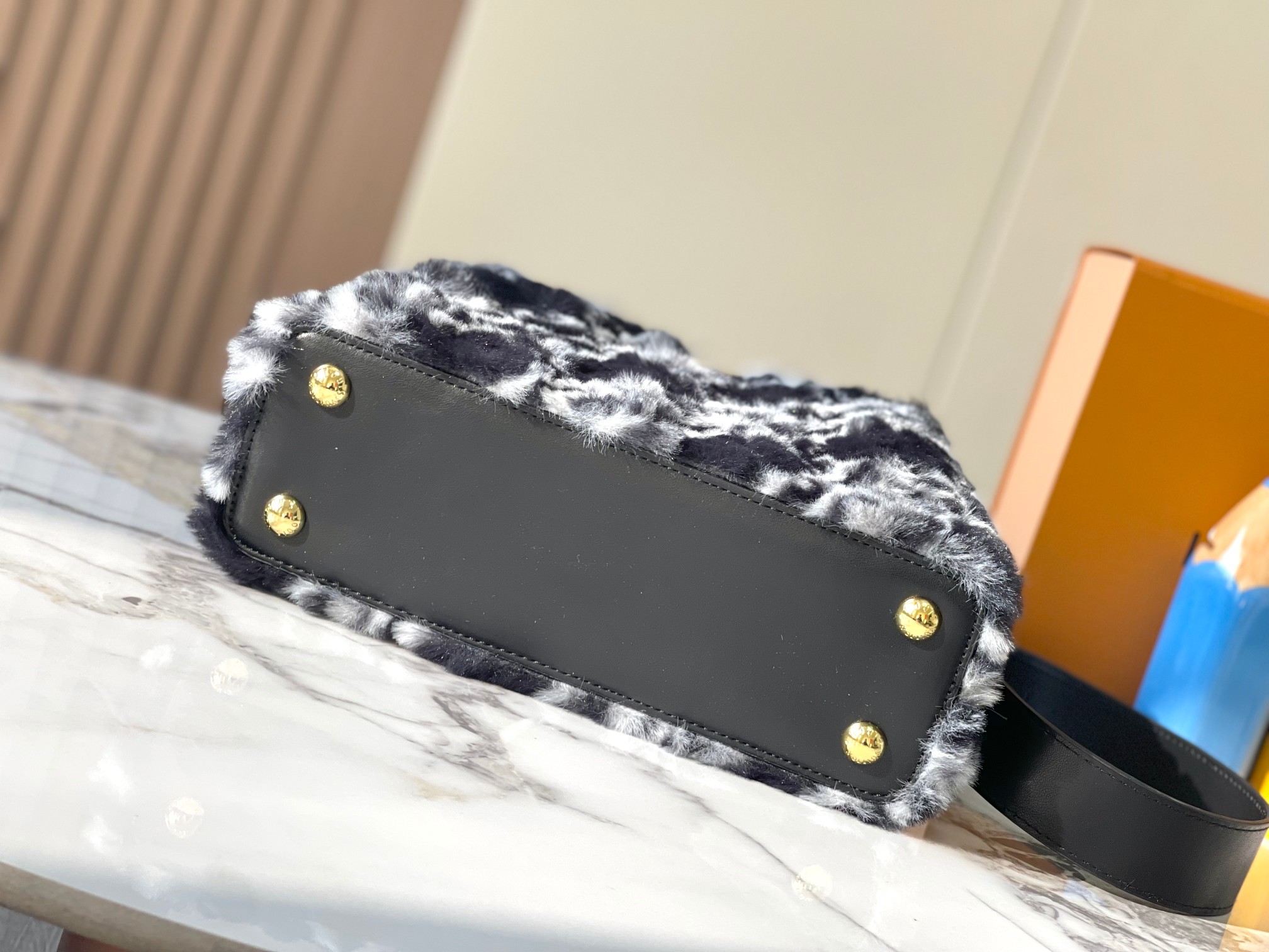 New Luxury LV Bag 10851