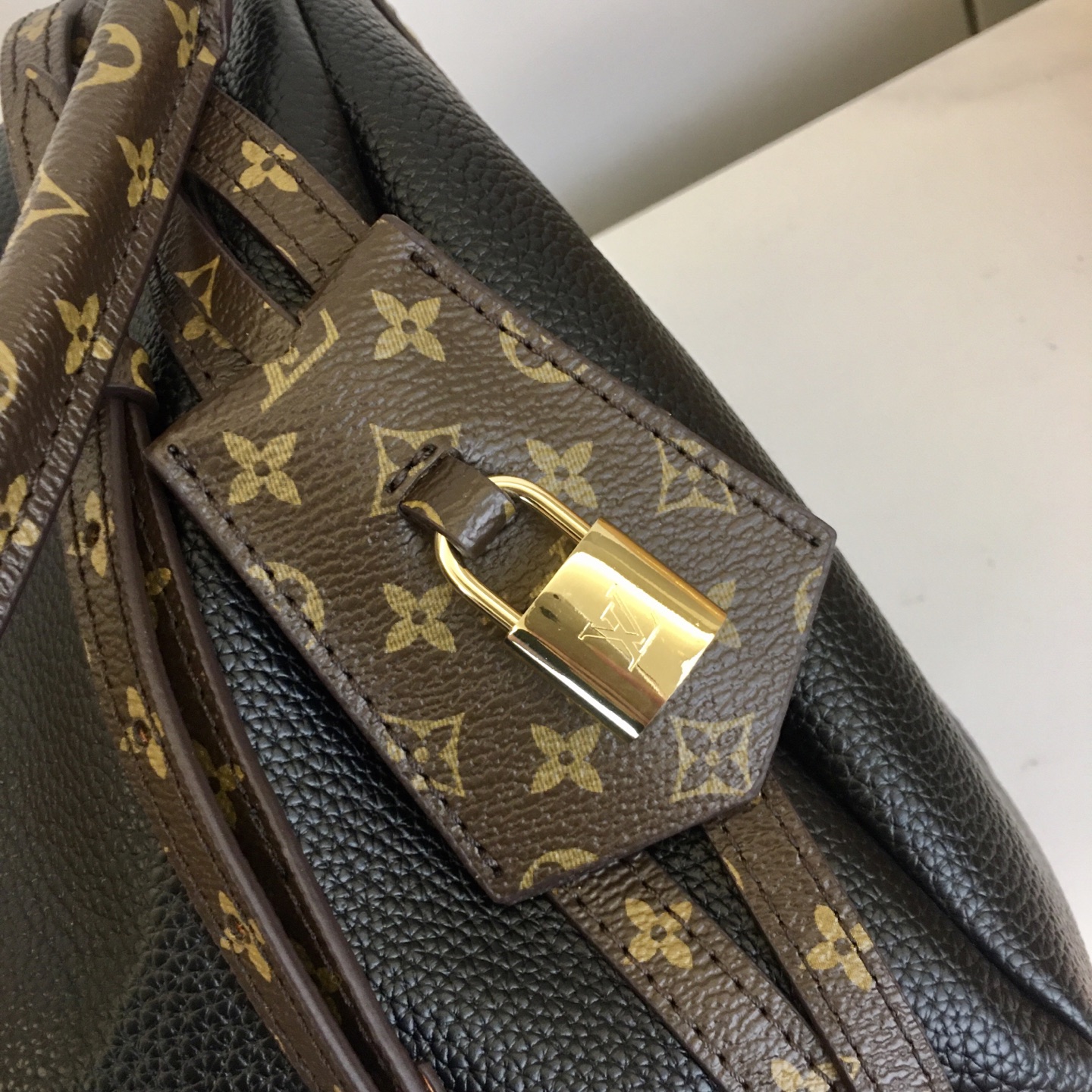 New Luxury LV Bag 10905