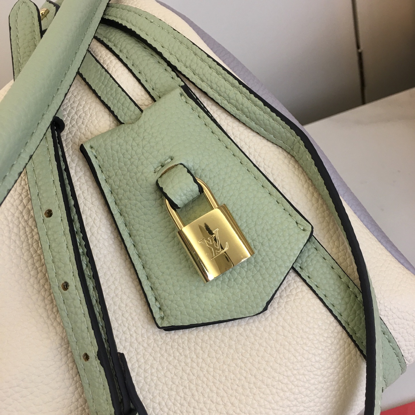 New Luxury LV Bag 10908