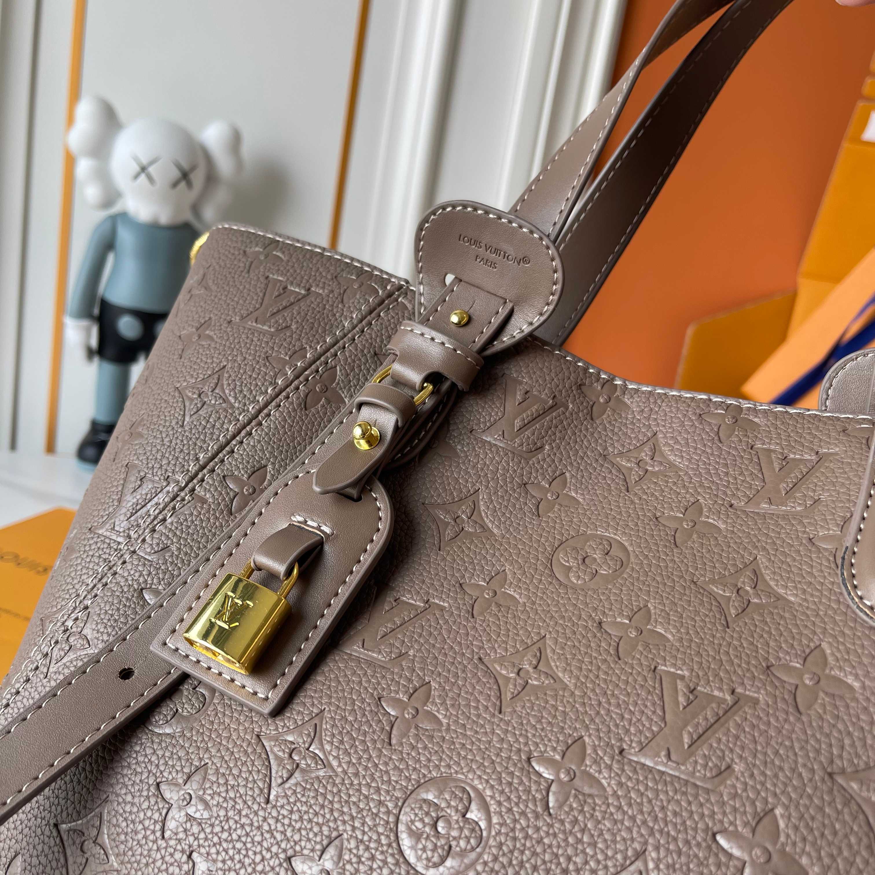 New Luxury LV Bag 10925