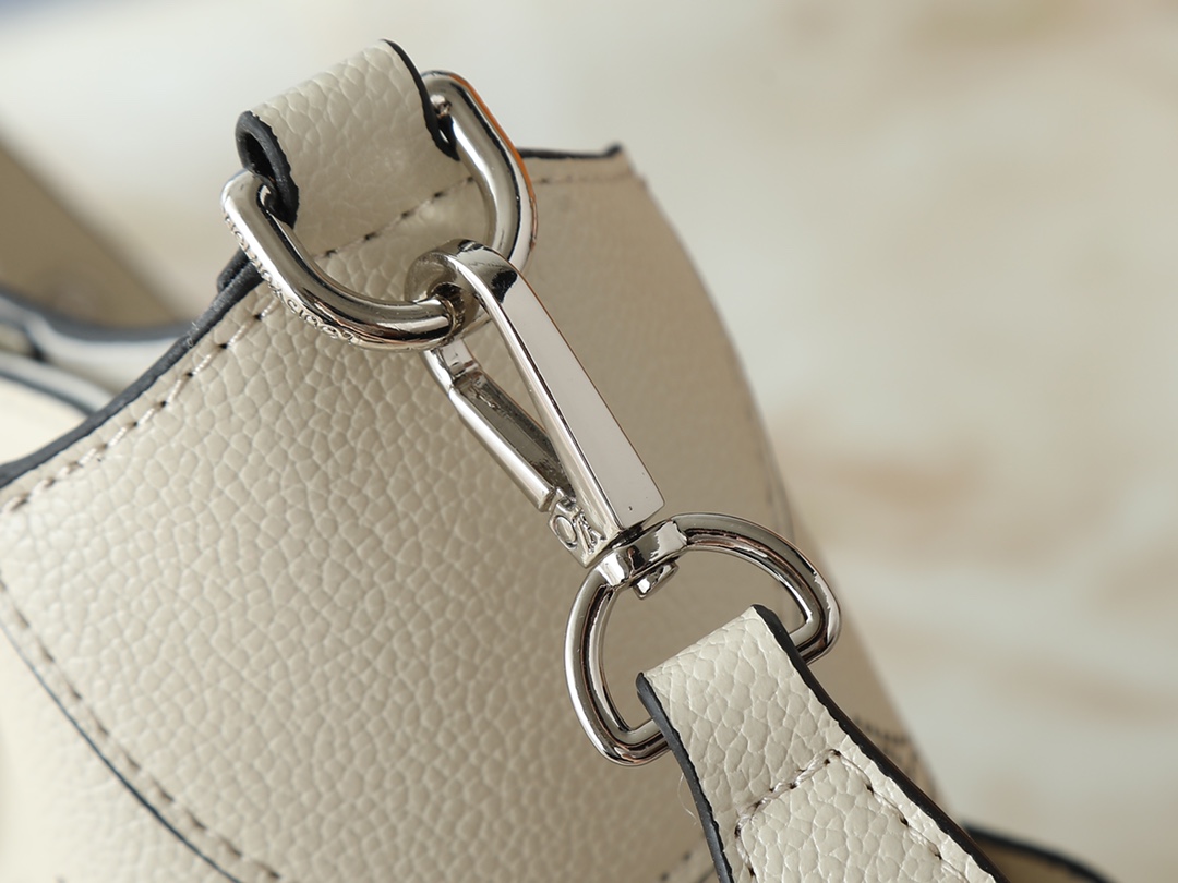 New Luxury LV Bag 10984