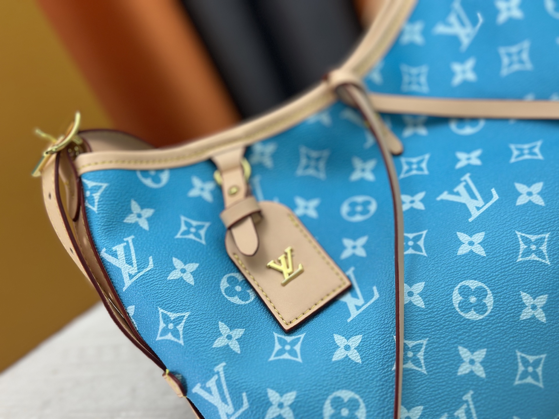 New Luxury LV Bag 11038