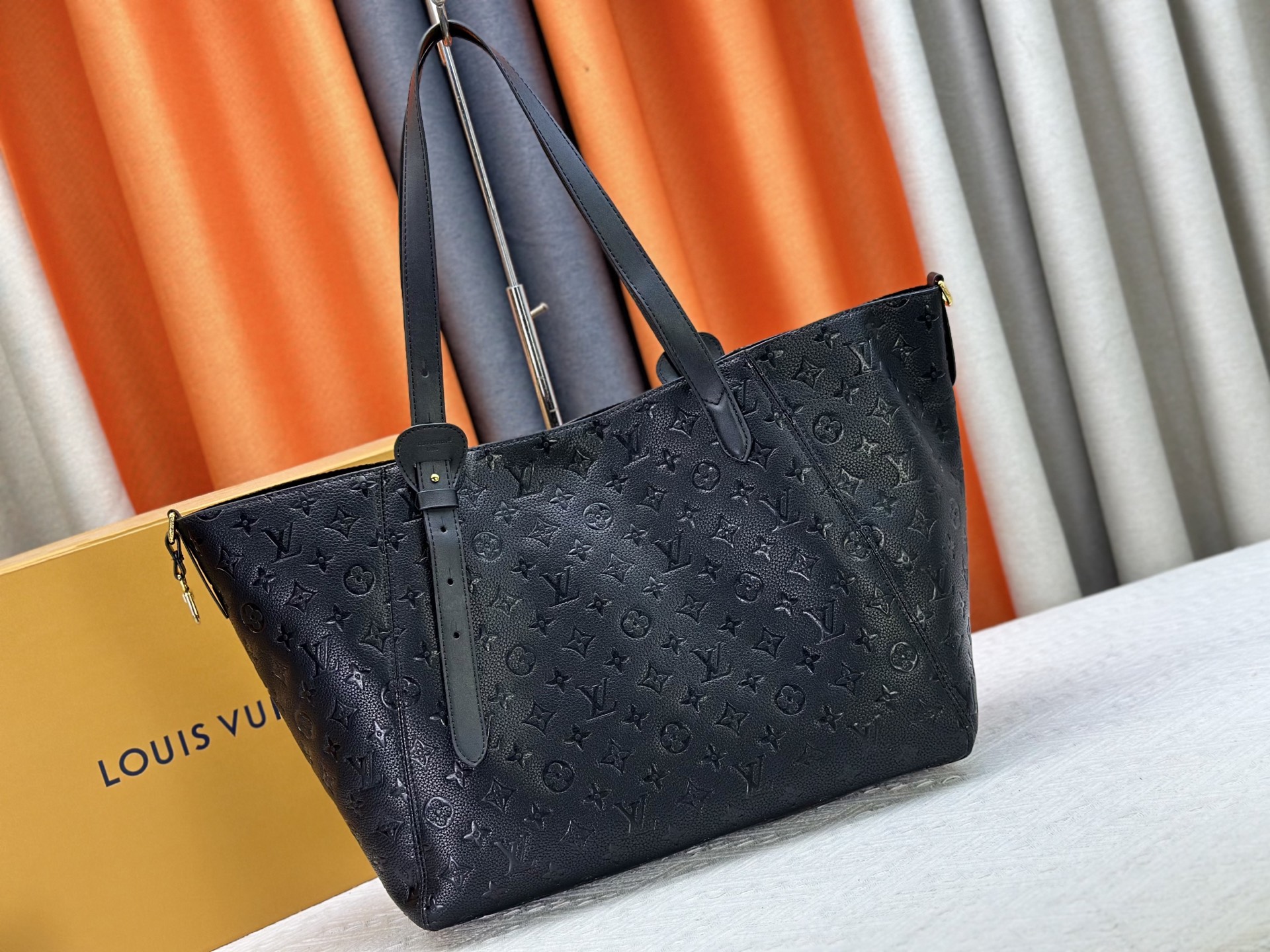 New Luxury LV Bag 11044