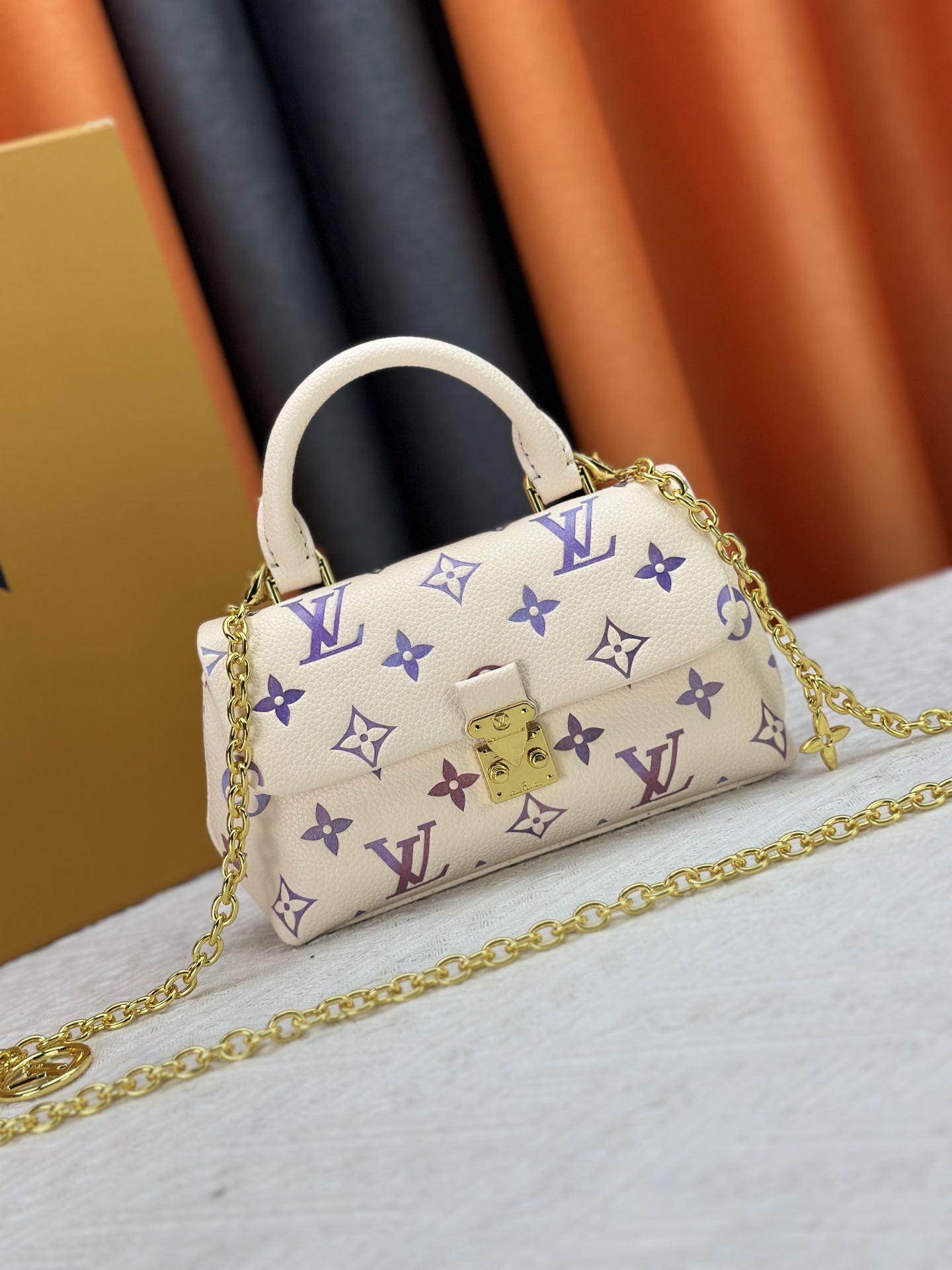 New Luxury LV Bag 11400