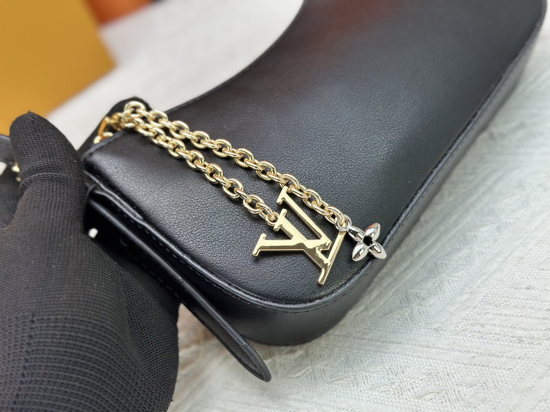 New Luxury LV Bag 11404