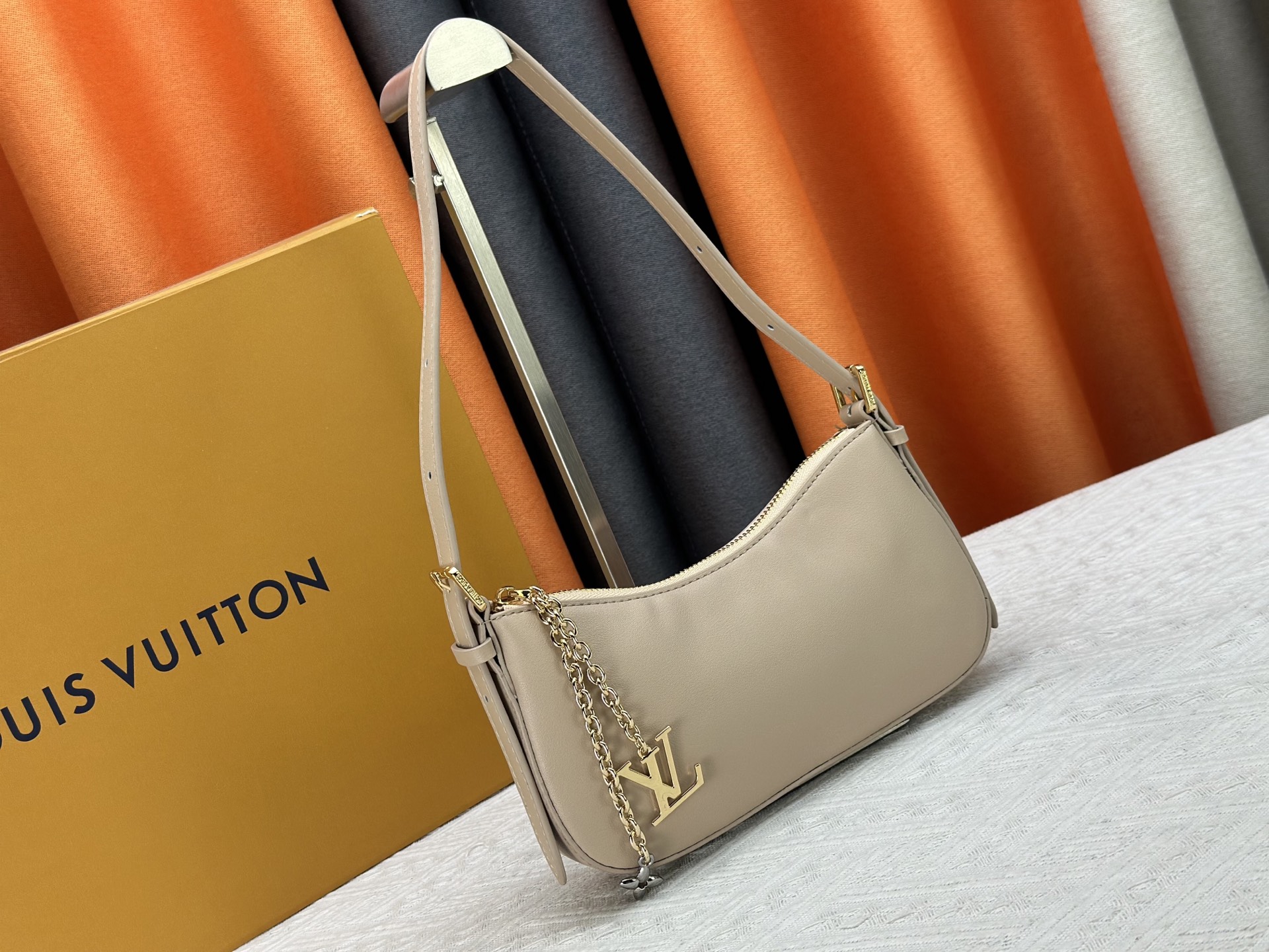 New Luxury LV Bag 11405