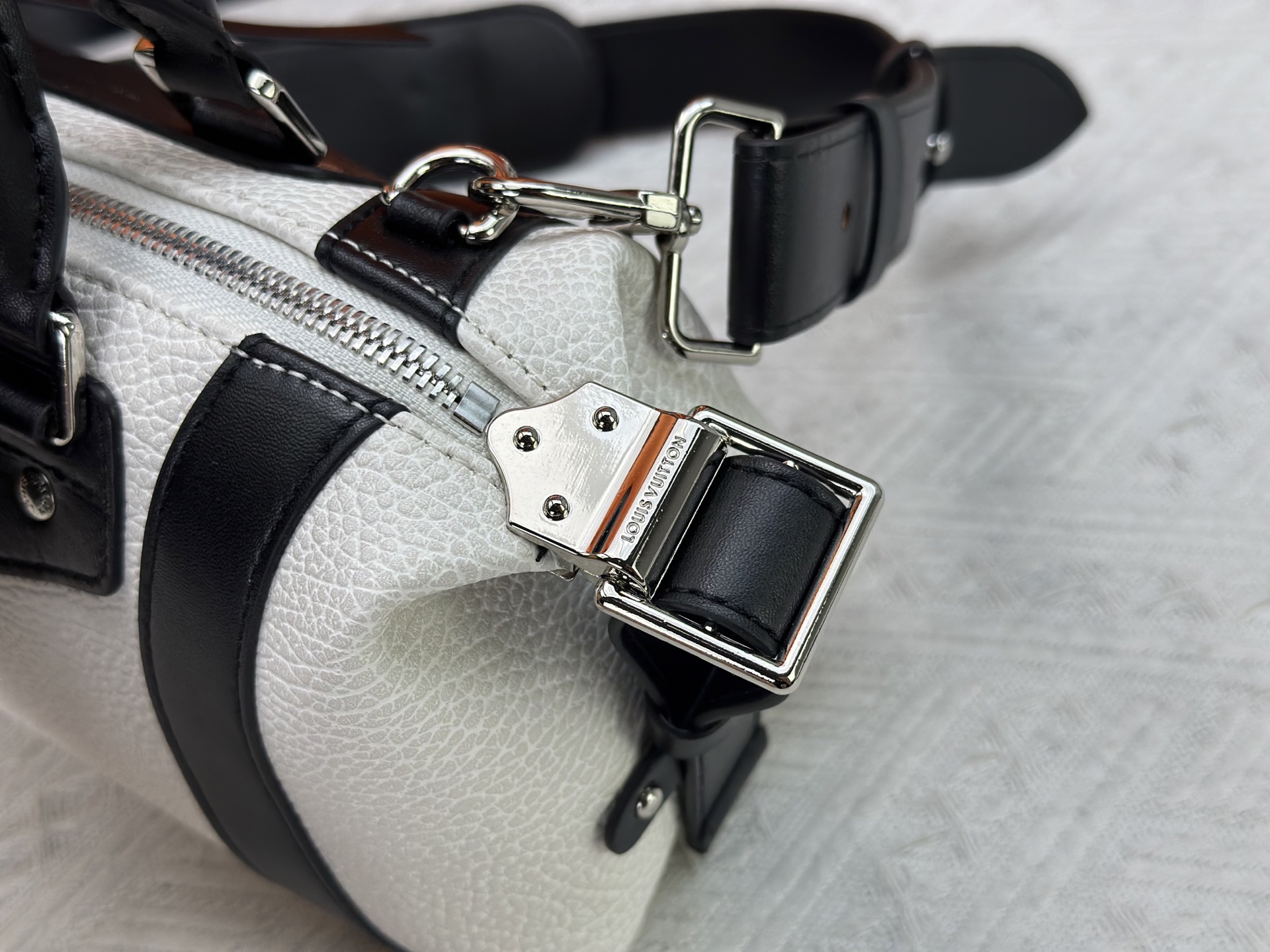 New Luxury LV Bag 11409