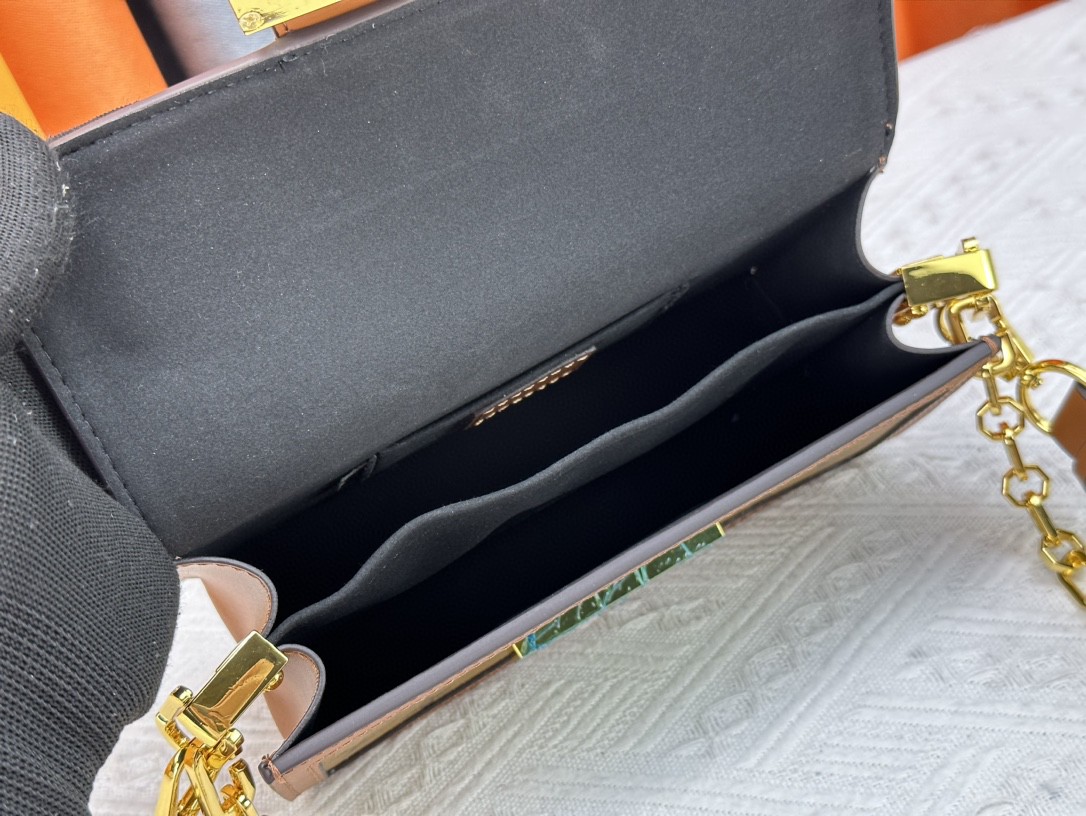 New Luxury LV Bag 11418