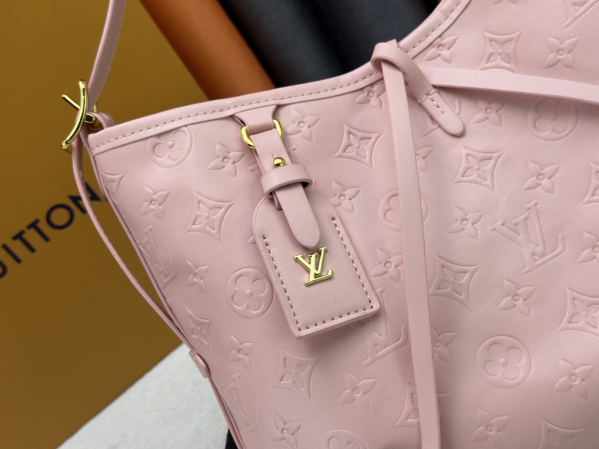 New Luxury LV Bag 11425