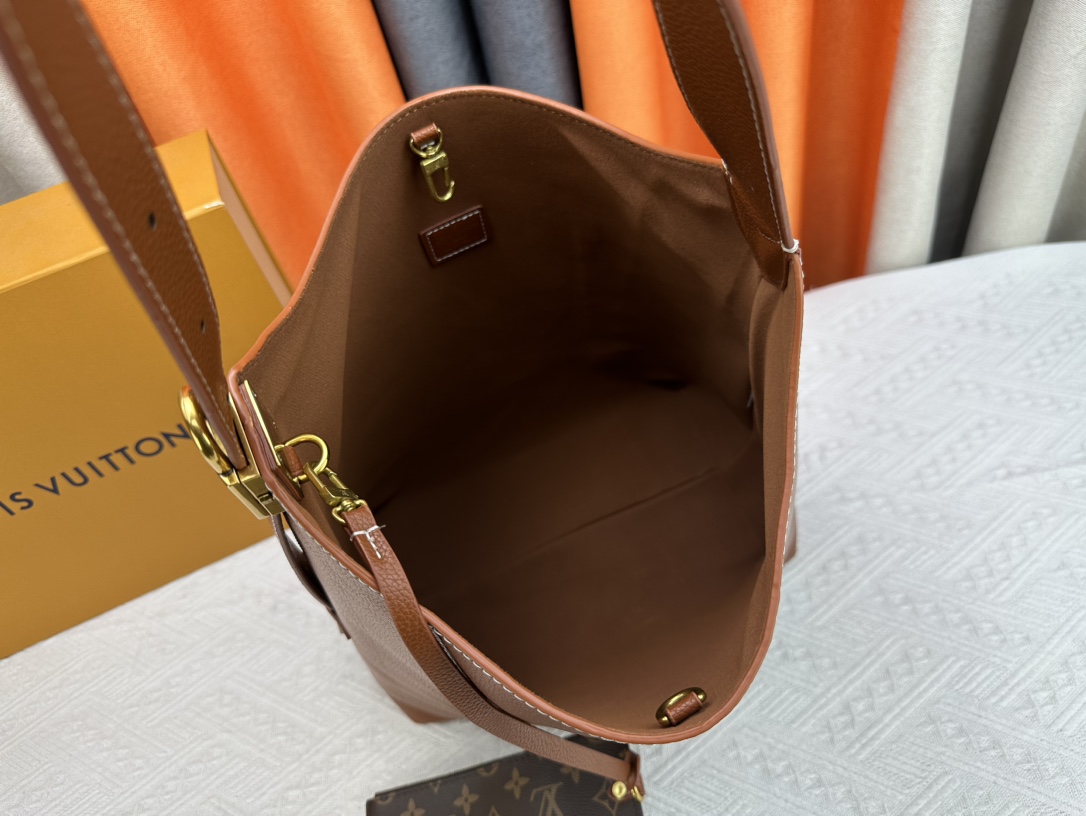 New Luxury LV Bag 11430