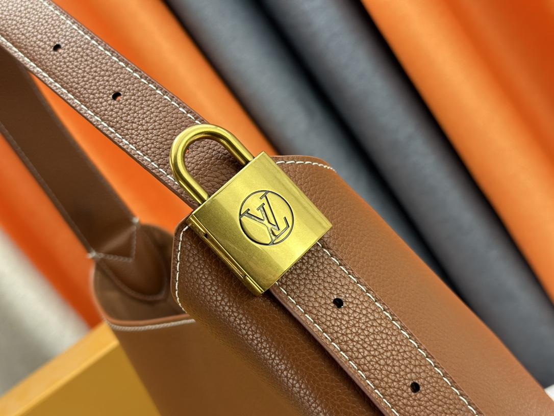 New Luxury LV Bag 11430