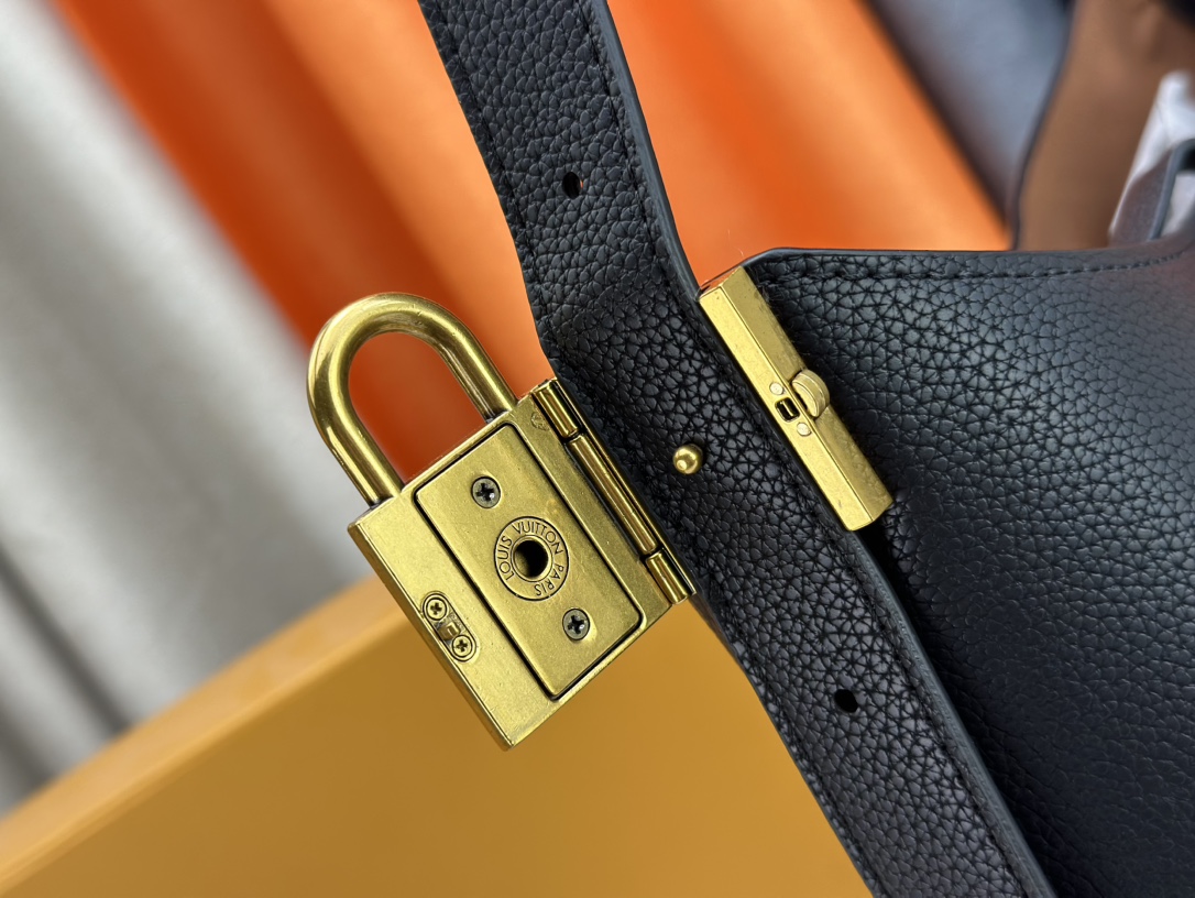 New Luxury LV Bag 11432