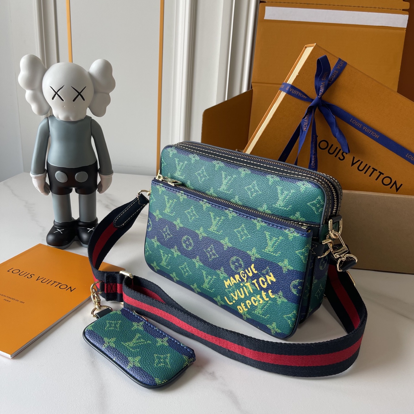 New Luxury LV Bag 9798