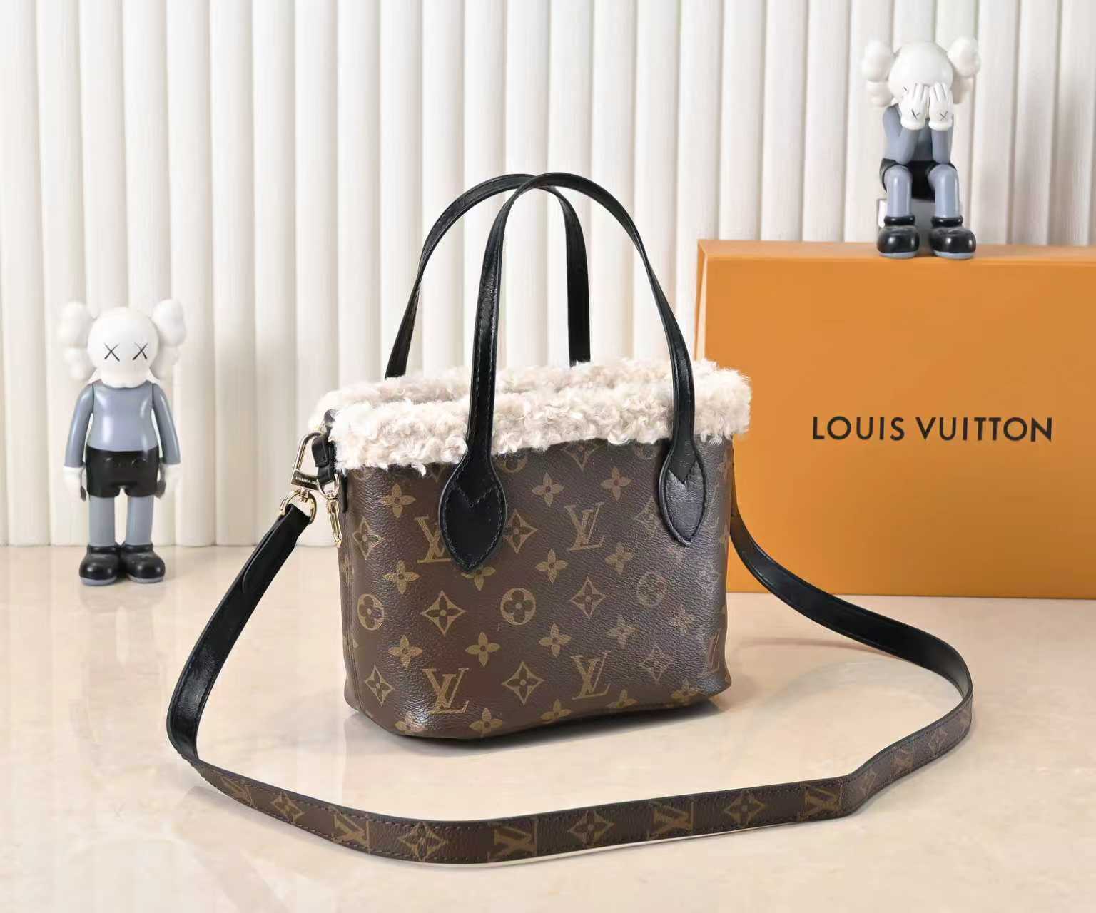 New Luxury LV Bag 9811