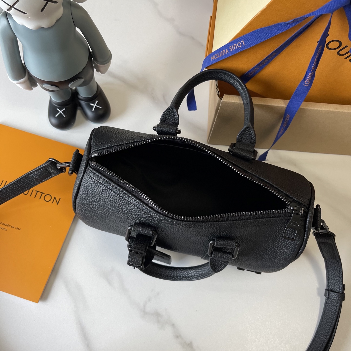 New Luxury LV Bag 9821