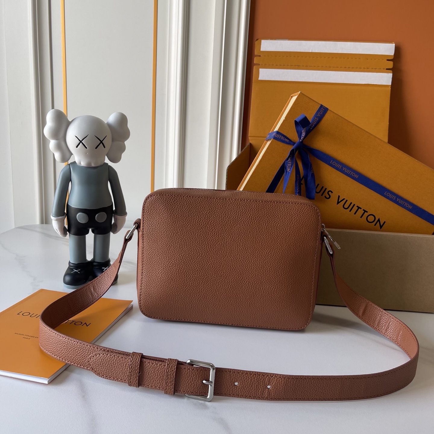 New Luxury LV Bag 9825