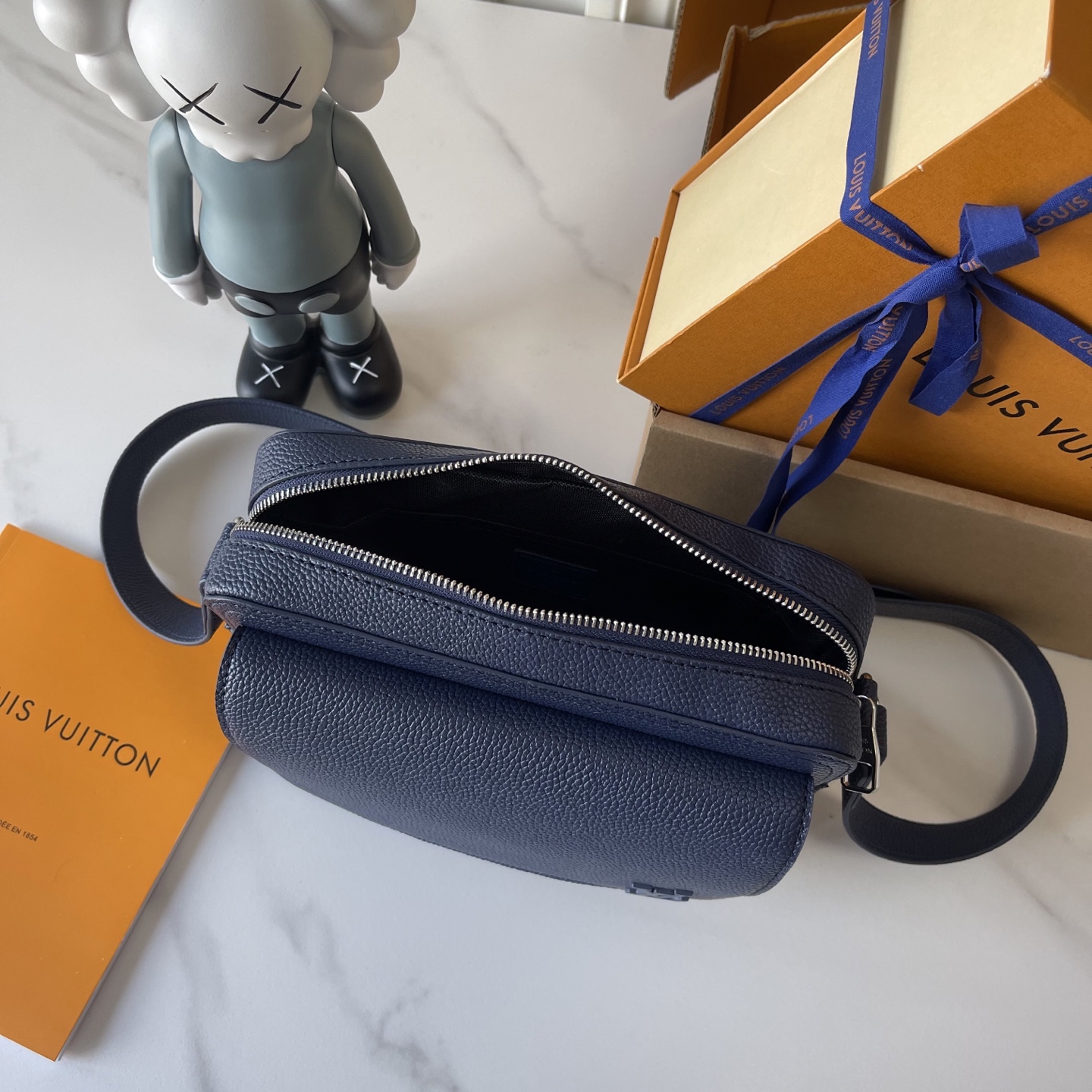 New Luxury LV Bag 9826