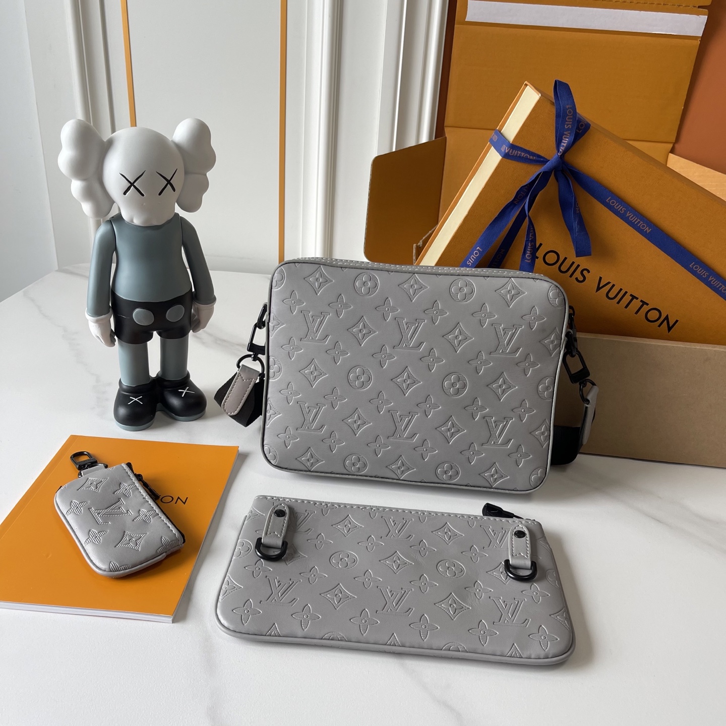 New Luxury LV Bag 9828