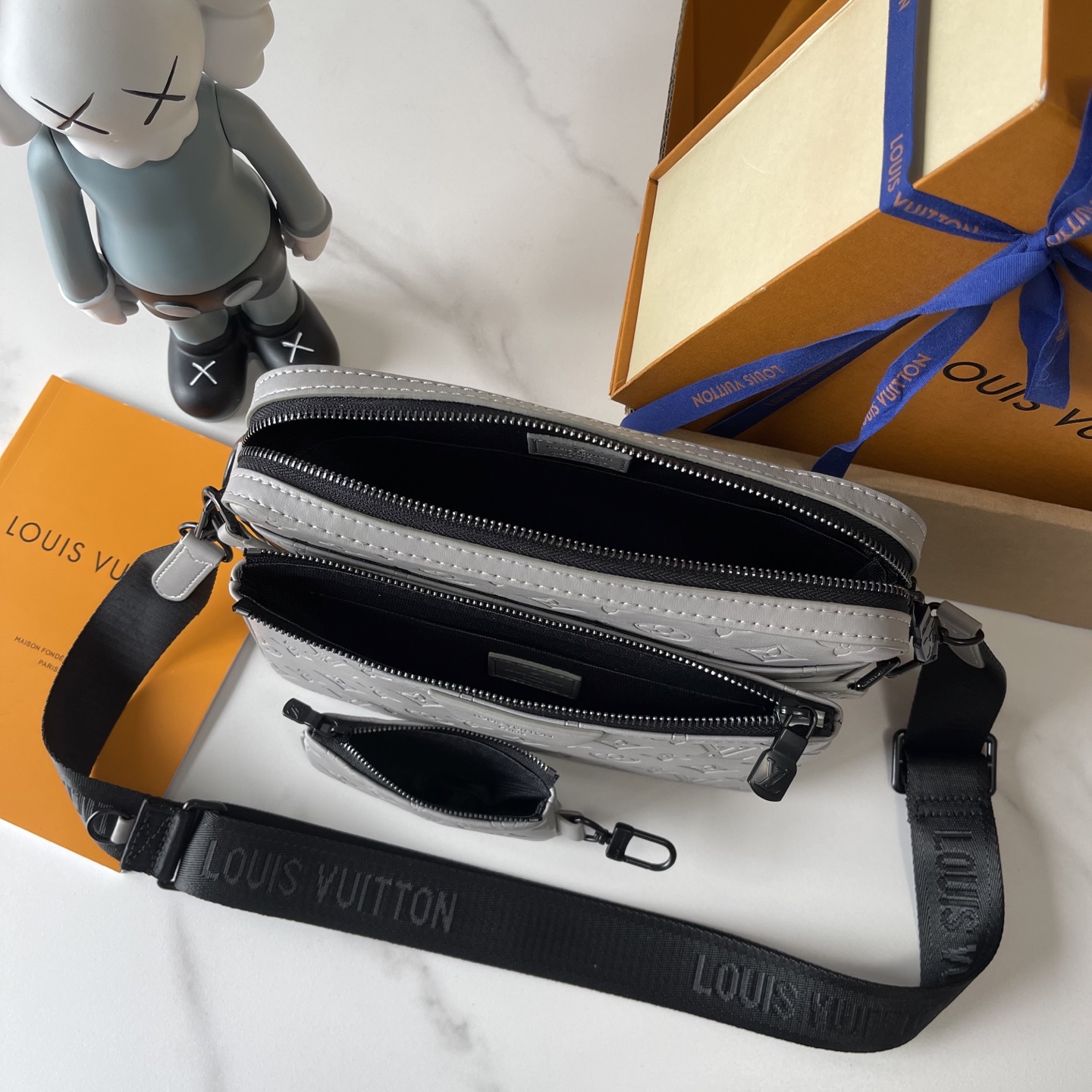 New Luxury LV Bag 9828