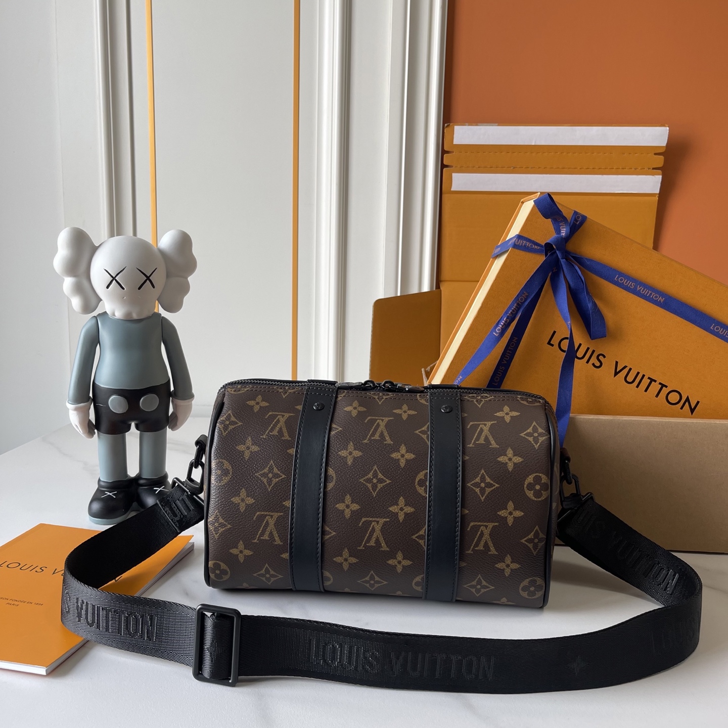 New Luxury LV Bag 9832