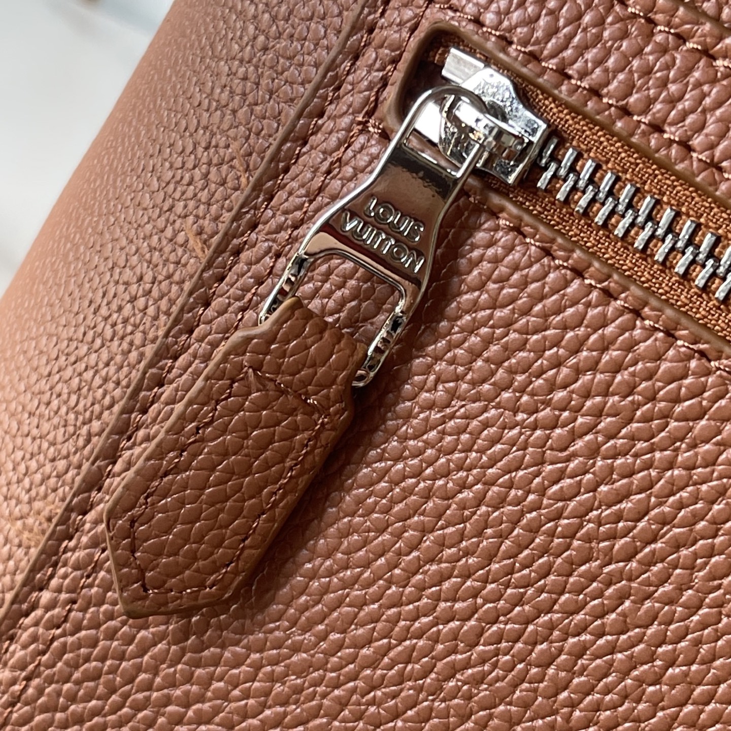 New Luxury LV Bag 9842