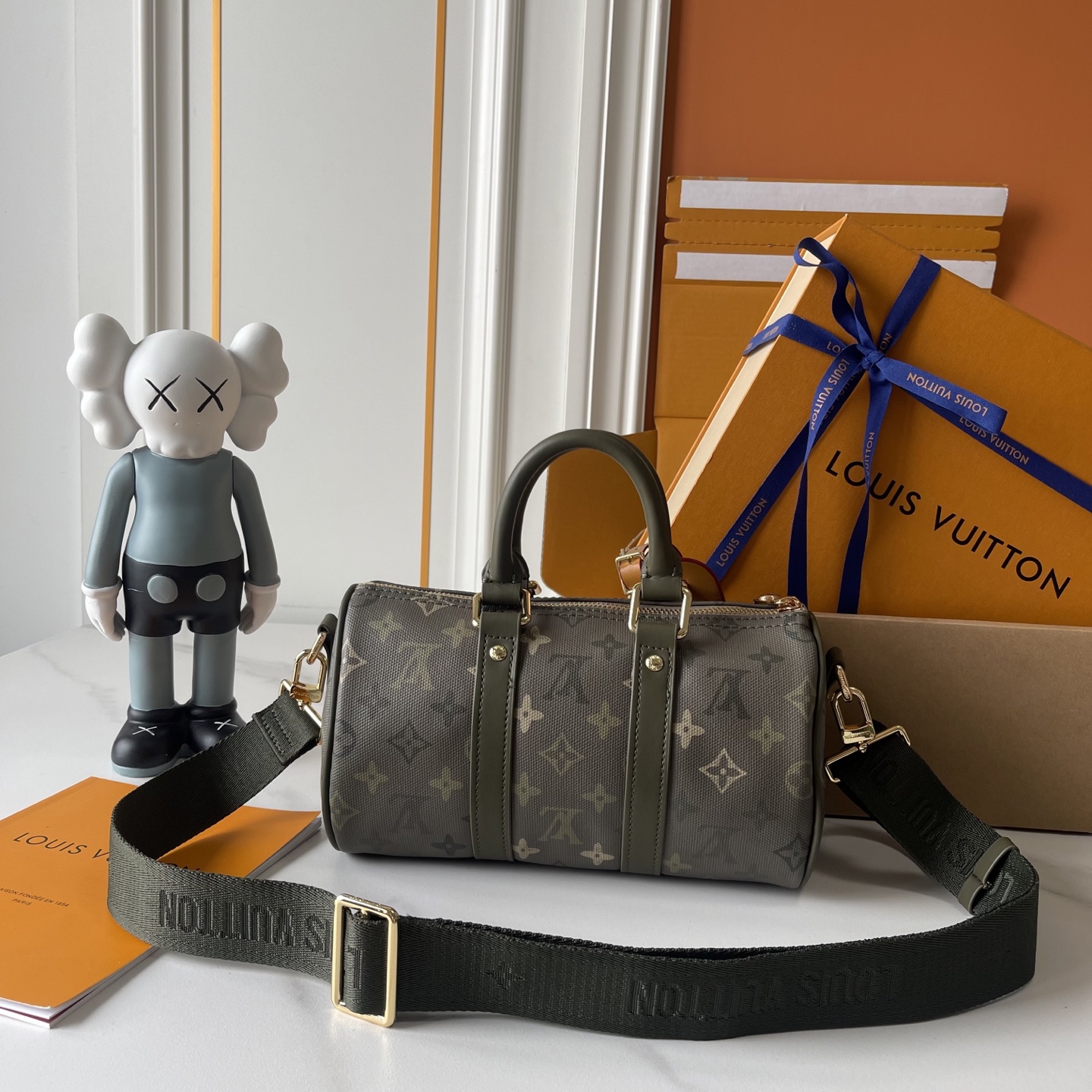 New Luxury LV Bag 9845