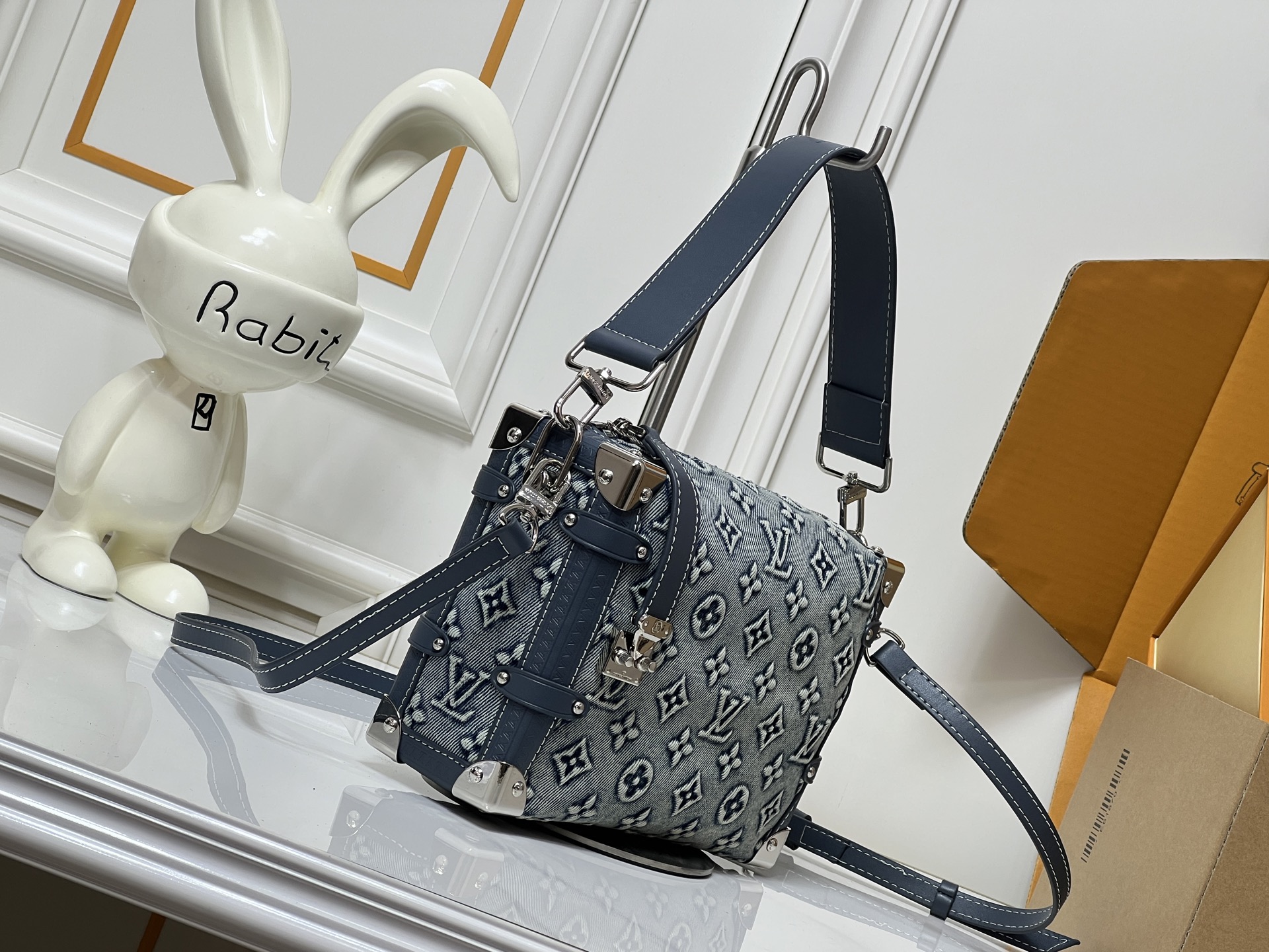 New Luxury LV Bag 9851