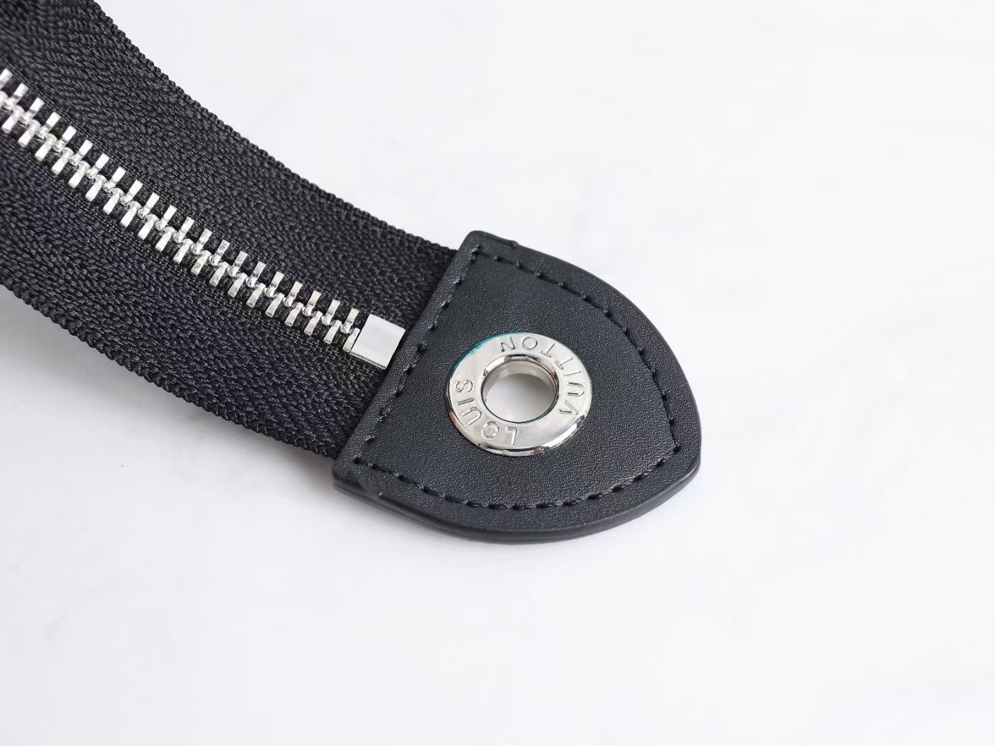 New Luxury LV Bag 9876