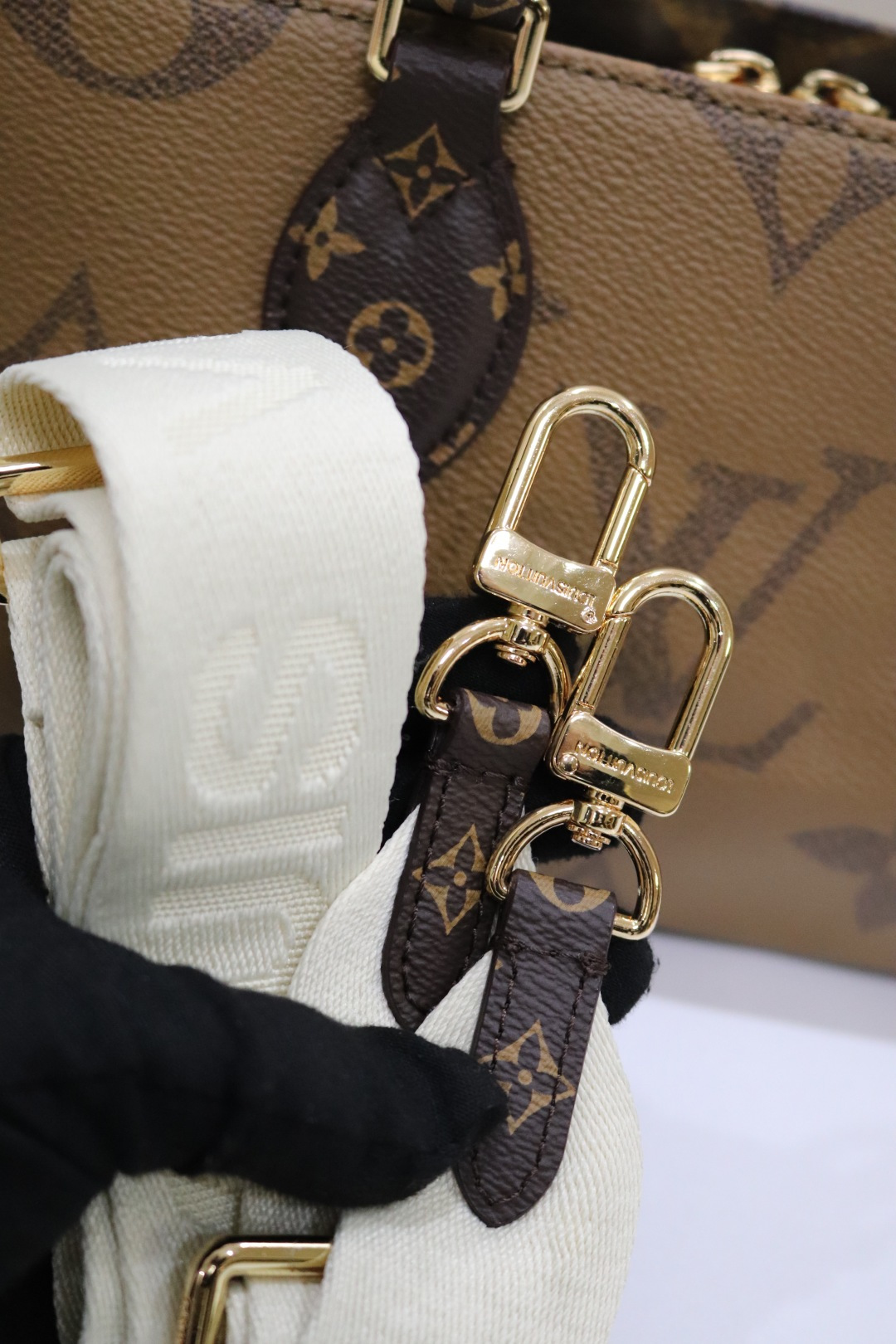 New Luxury LV Bag 9885