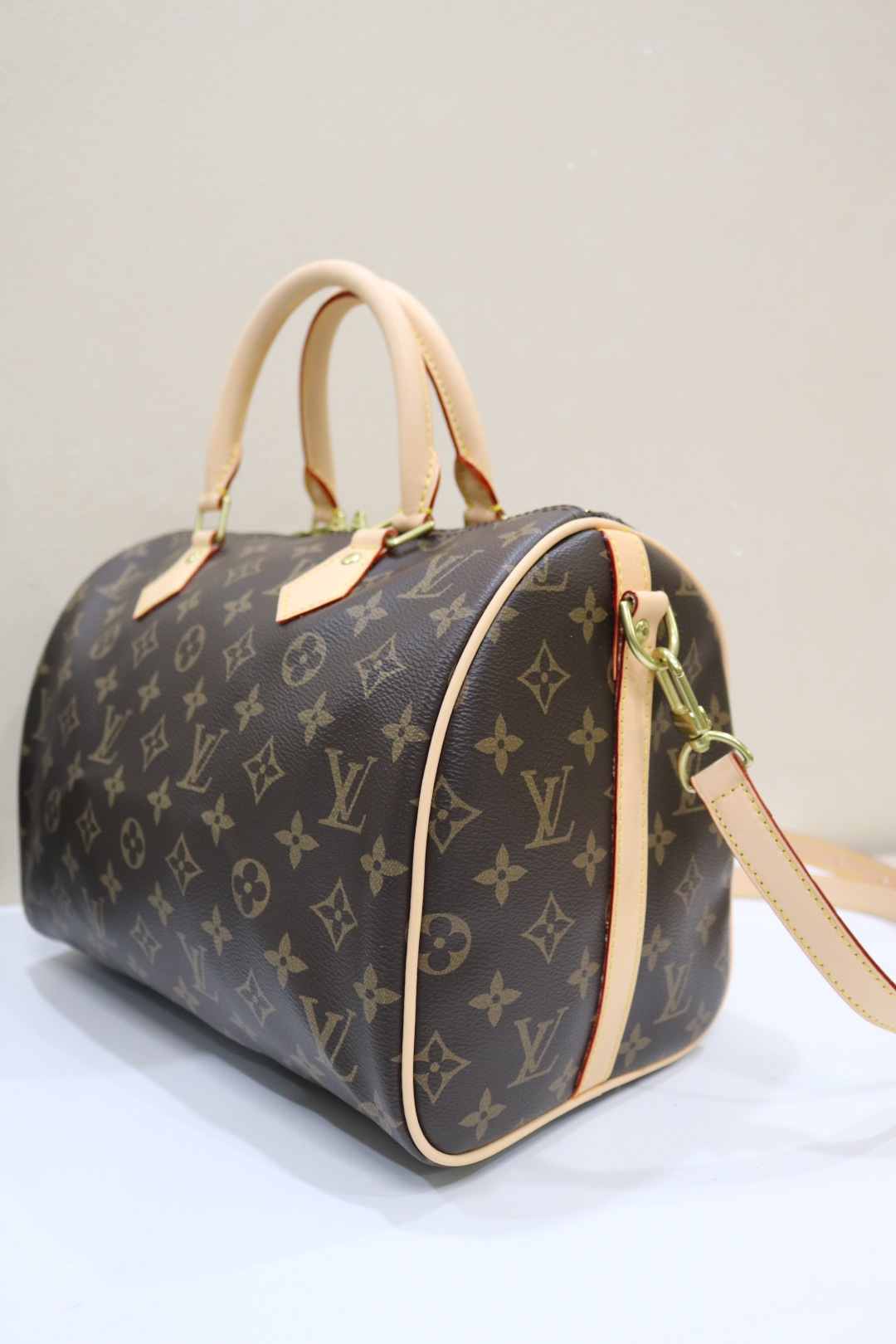 New Luxury LV Bag 9895