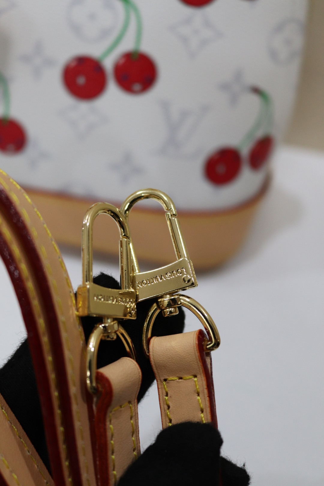 New Luxury LV Bag 9904