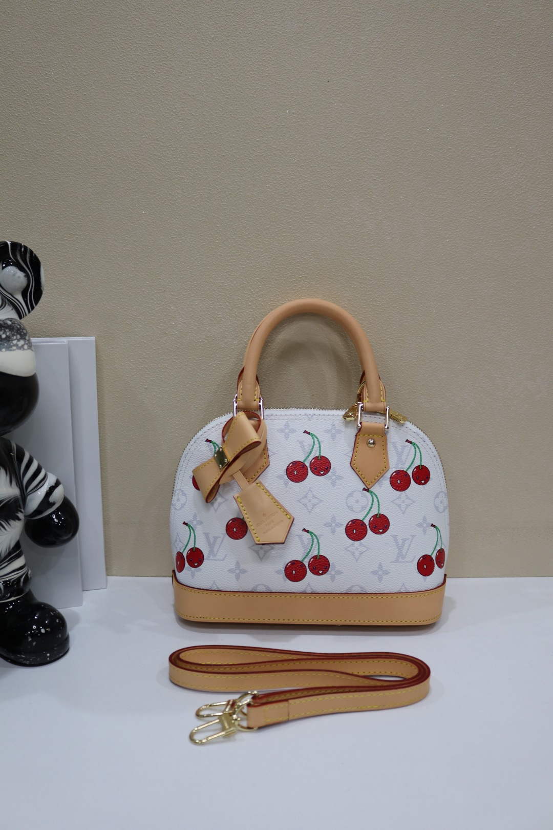 New Luxury LV Bag 9904
