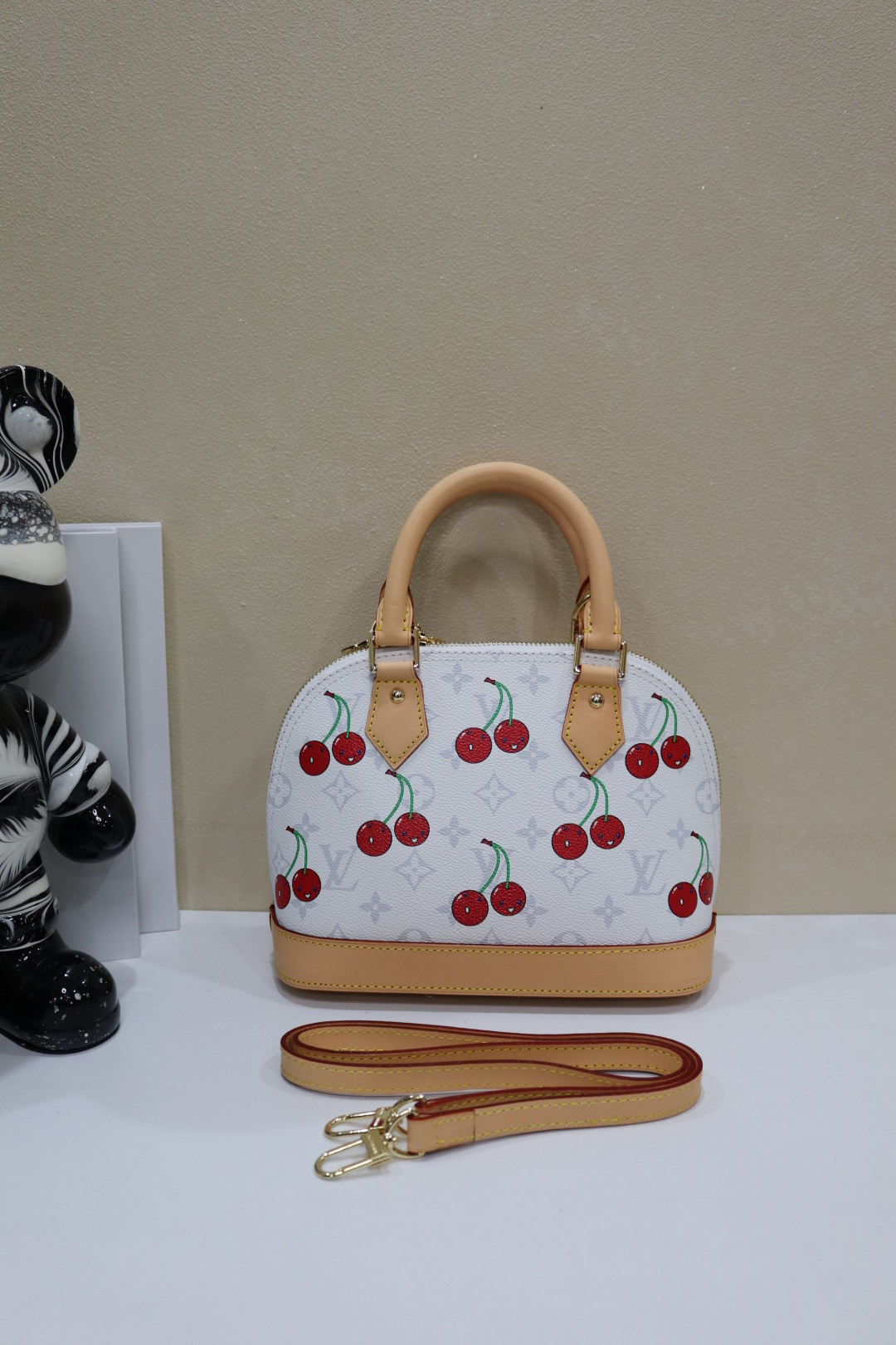 New Luxury LV Bag 9904