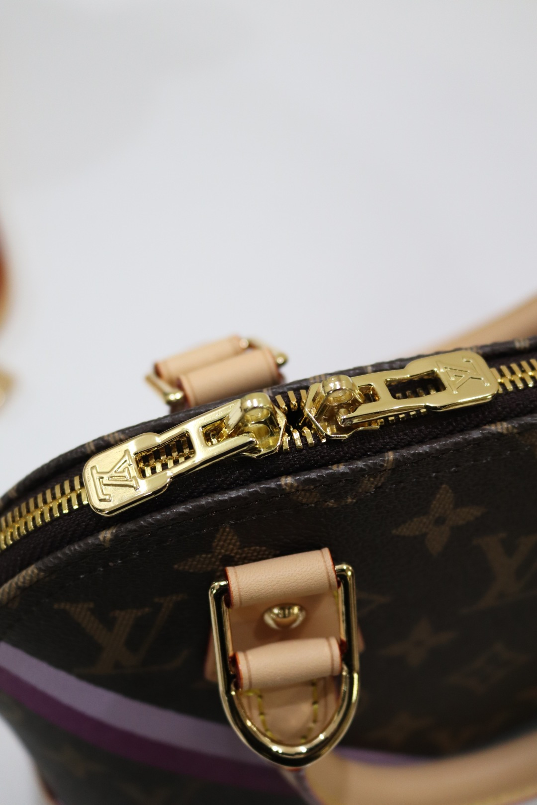 New Luxury LV Bag 9905