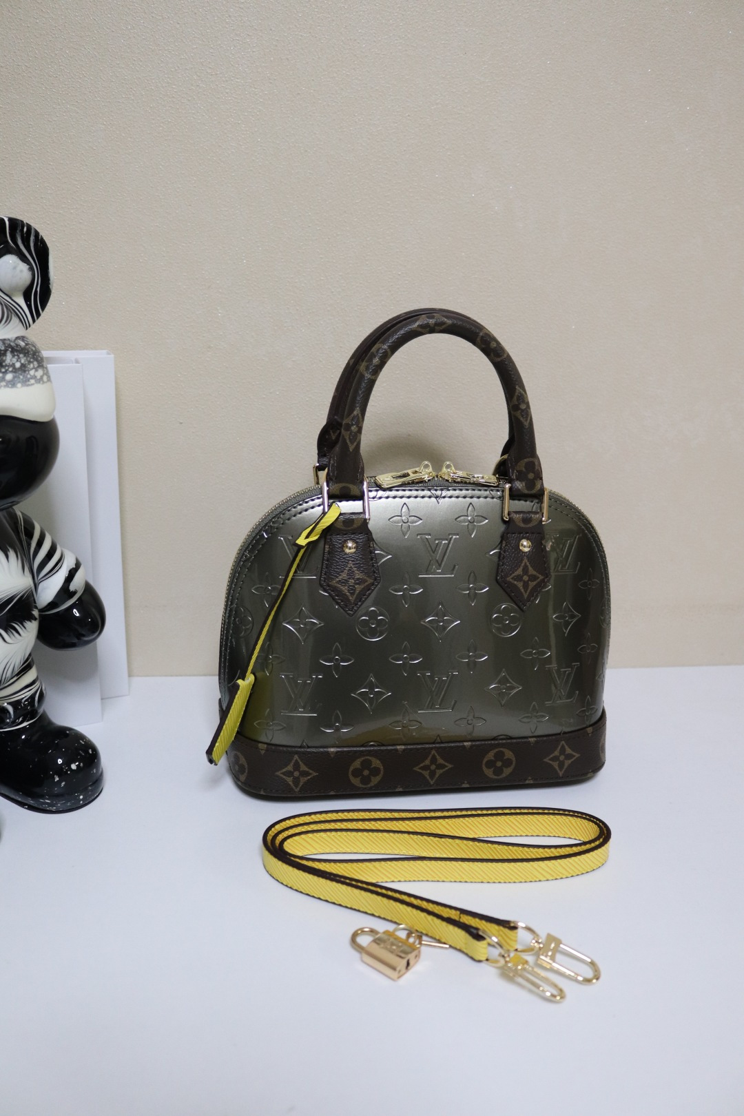 New Luxury LV Bag 9906