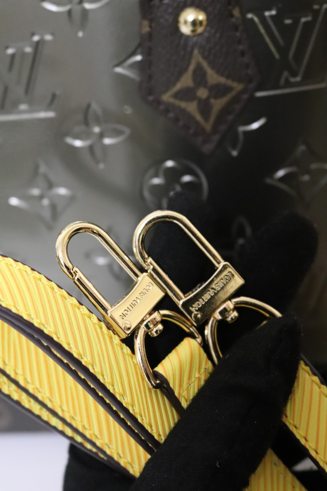 New Luxury LV Bag 9906